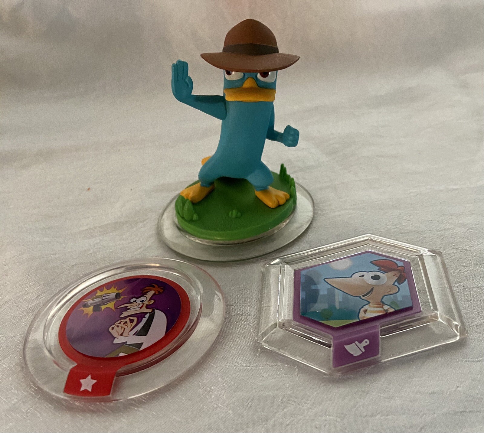 Disney Infinity Phineas & Ferb Parry Agent P Figure & Danville Sky + Power Discs