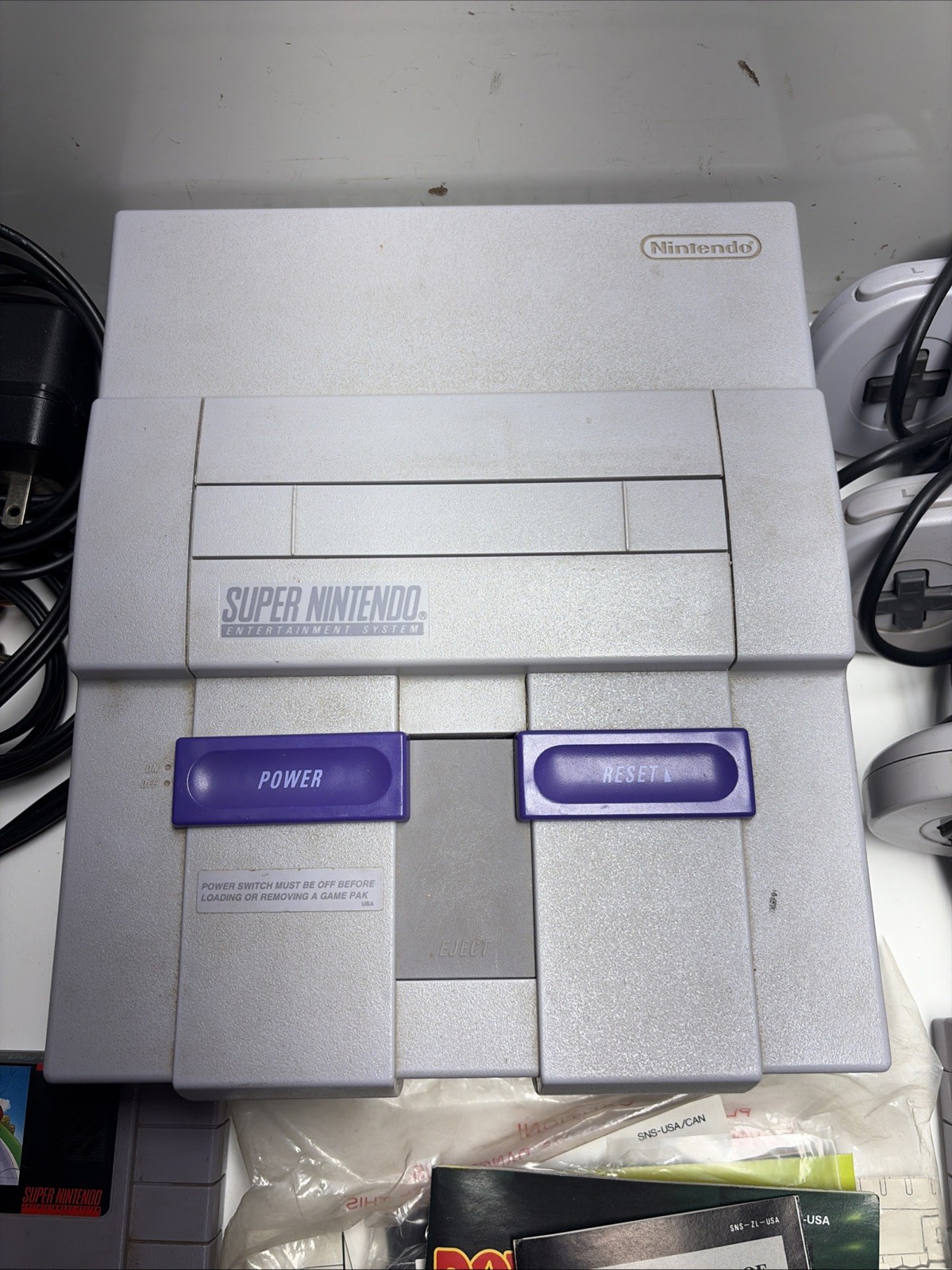Nintendo Super NES SNS-001 Console Bundle w/ 3 Controllers, Cables & 5 Games