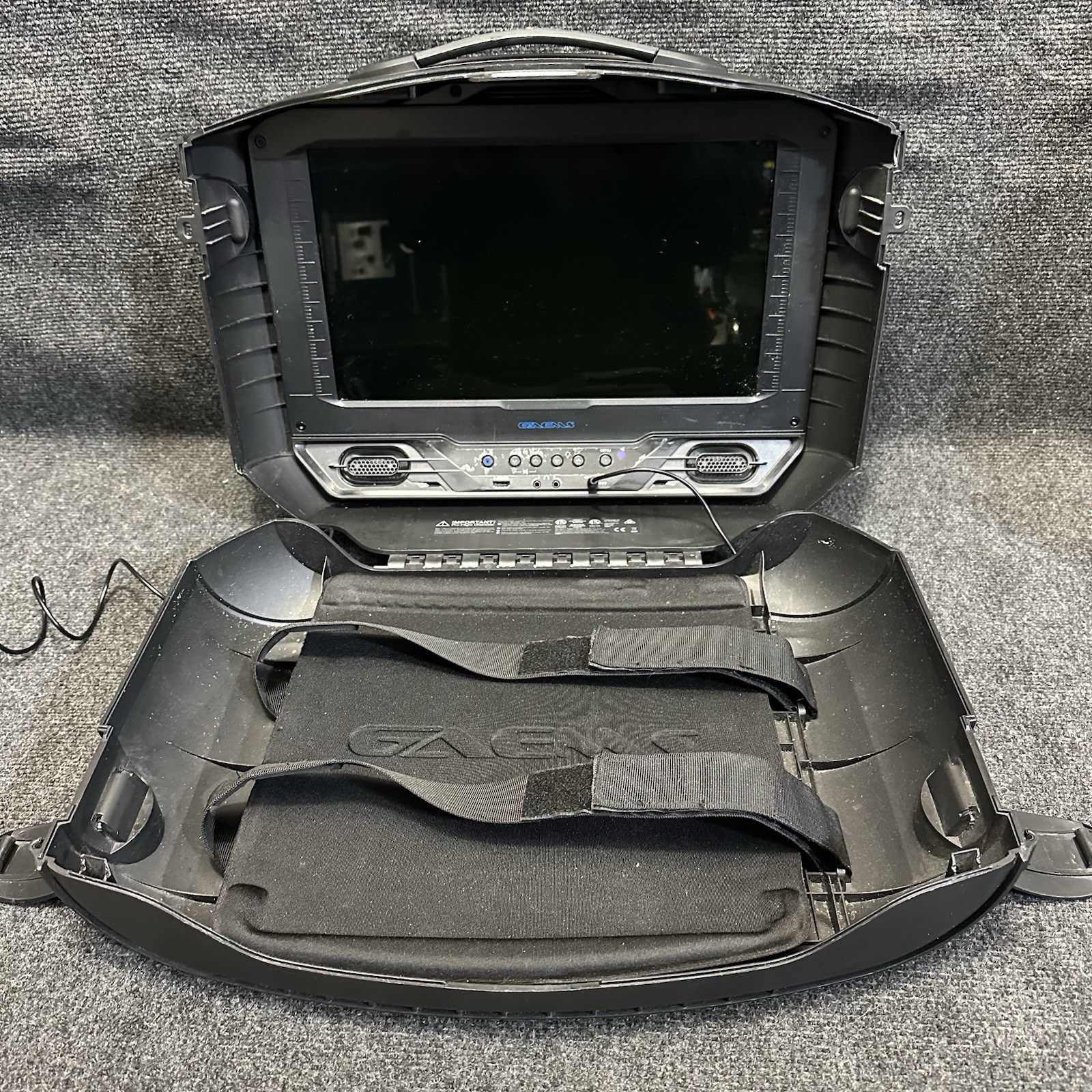 Gaems G155 Sentry Personal Gaming Portable HDMI Monitor PS5 PS4 PS3 Xbox One