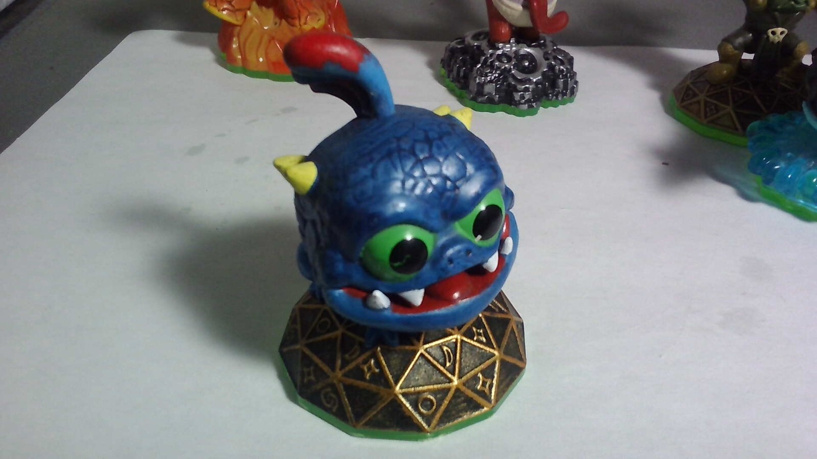 Skylanders: Spyro’s Adventure: Spyro Series 1: 8 PIECES