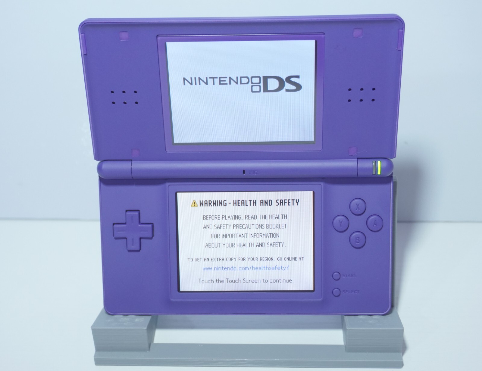 Nintendo DS Lite Violet Purple Handheld System with Charger & Stylus Pen