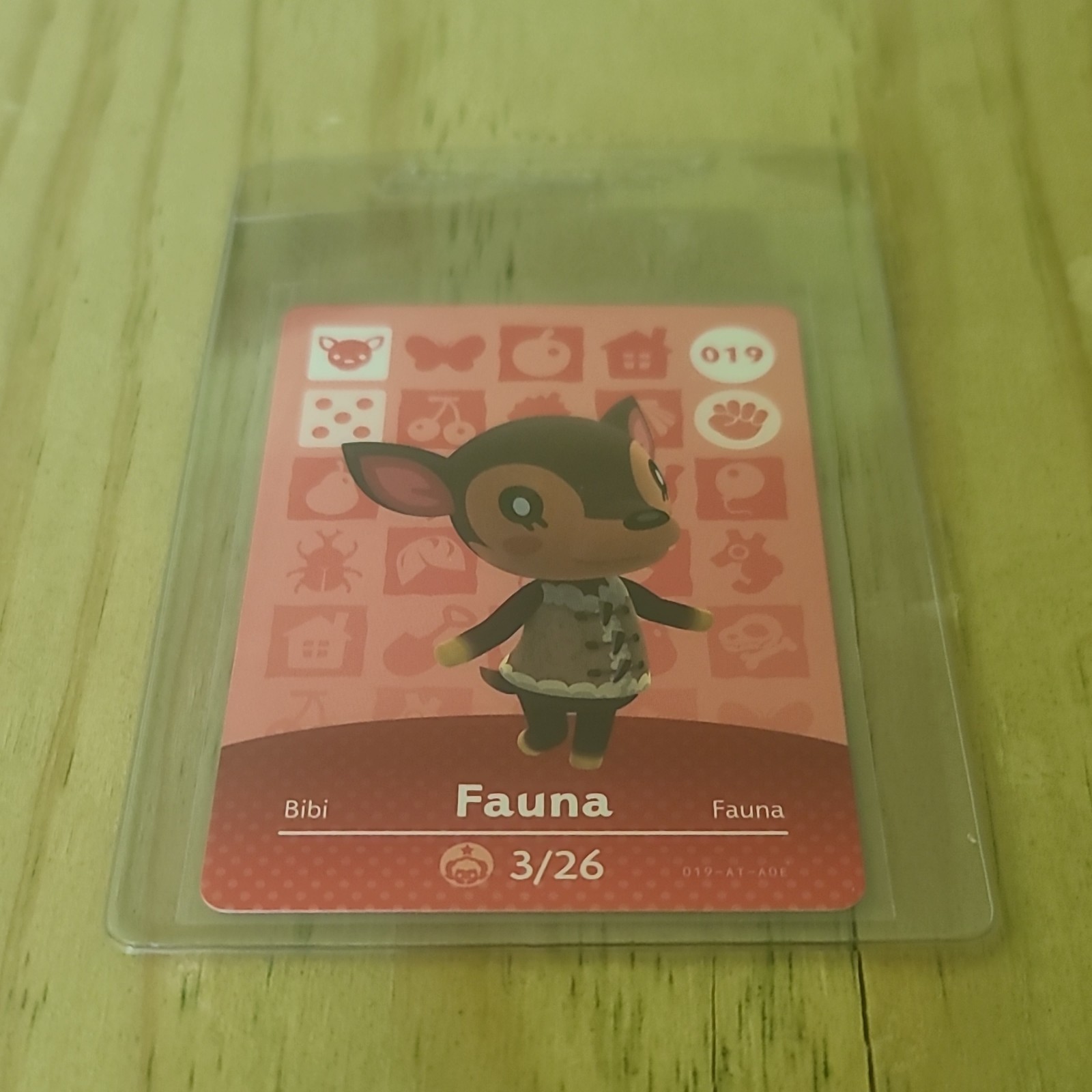 Nintendo amiibo Animal Crossing New Horizons Fauna Character Card #019 (2015)