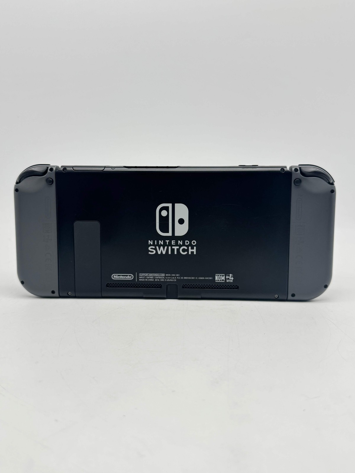 Nintendo Switch HAC-001 2017 32GB Black w/ Dock & Joy-Cons Used
