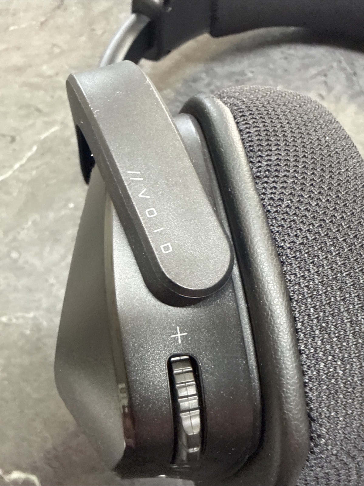 Corsair VOID Wireless V2 Gaming Headset – Bluetooth Or Plug In- No Dongle