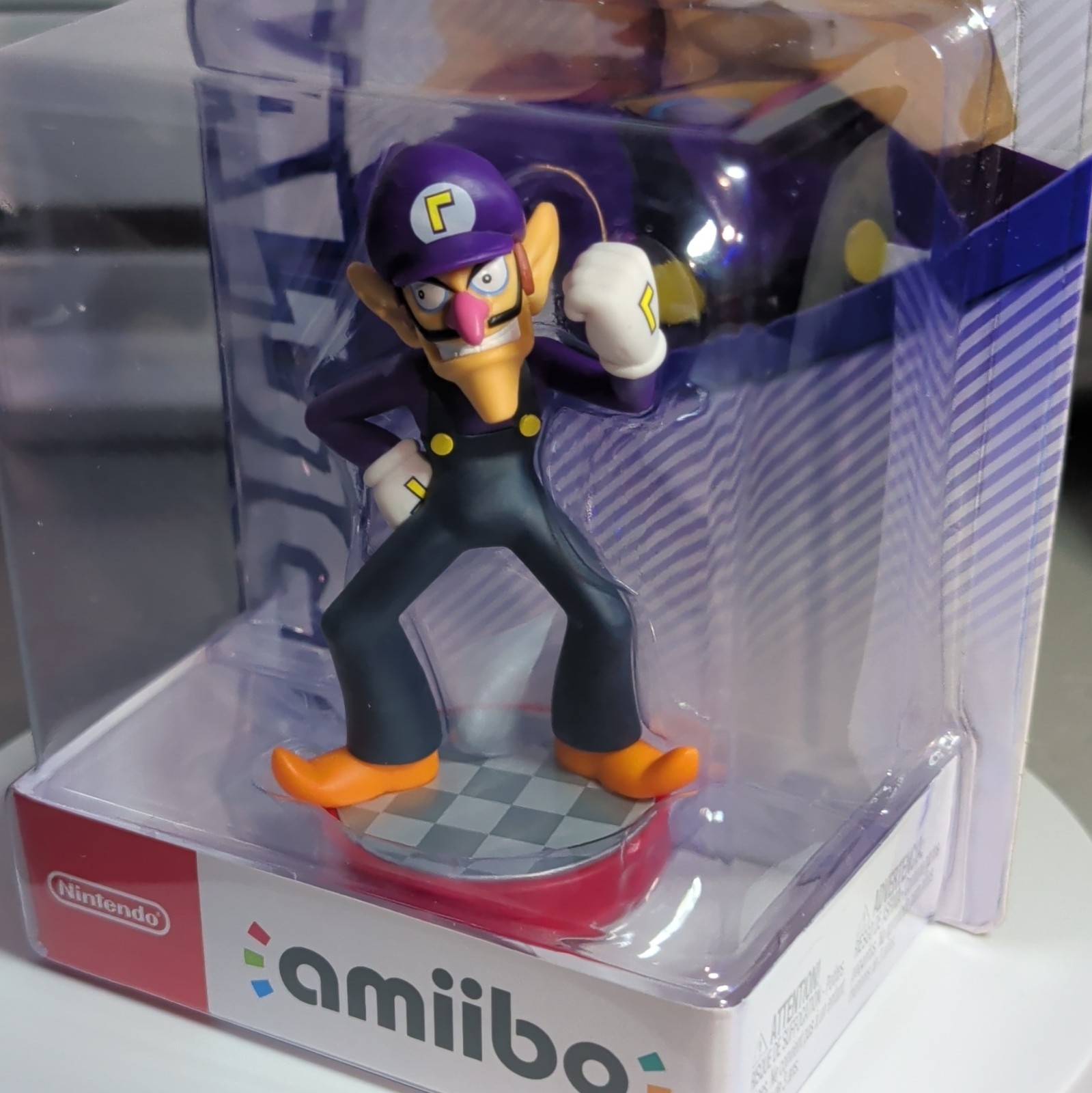 Nintendo amiibo Waluigi Figure Super Mario Series NVL-CAAWP-USA