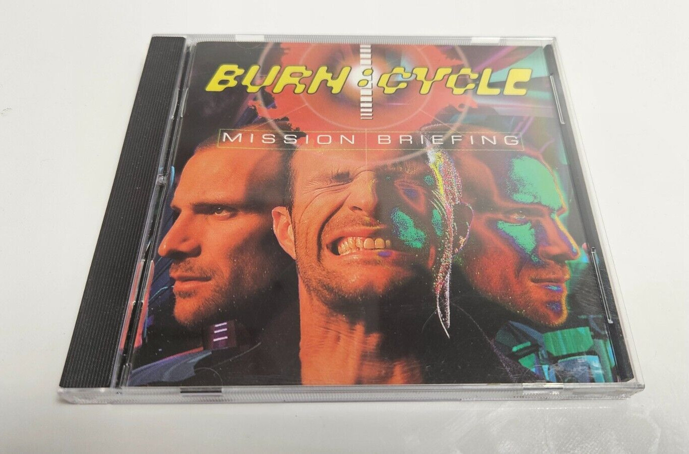 Burn Cycle Mission Briefing – Magnavox CD-I Philips 1994