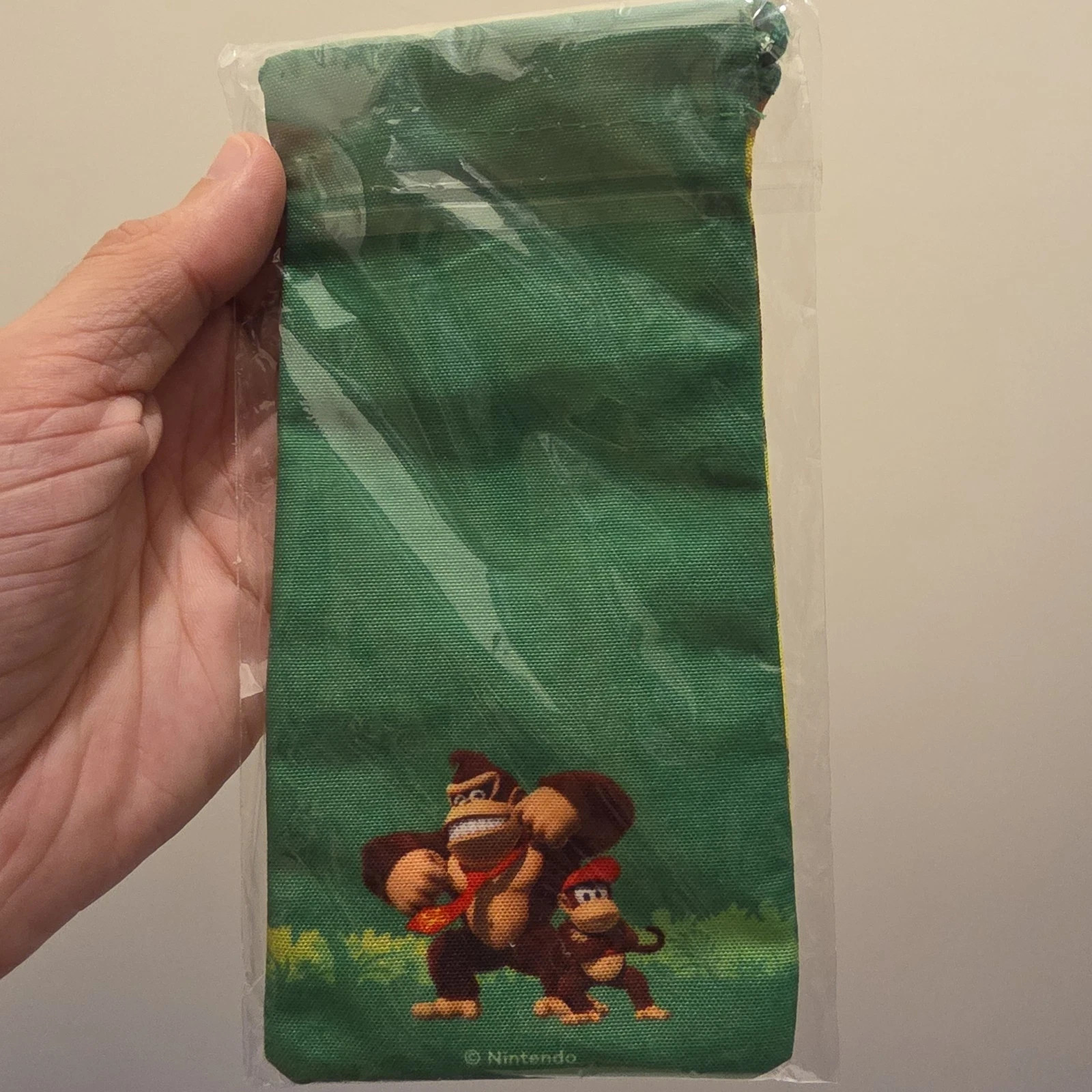 Donkey Kong Returns HD Original Switch Standee Counter top display w Promo item