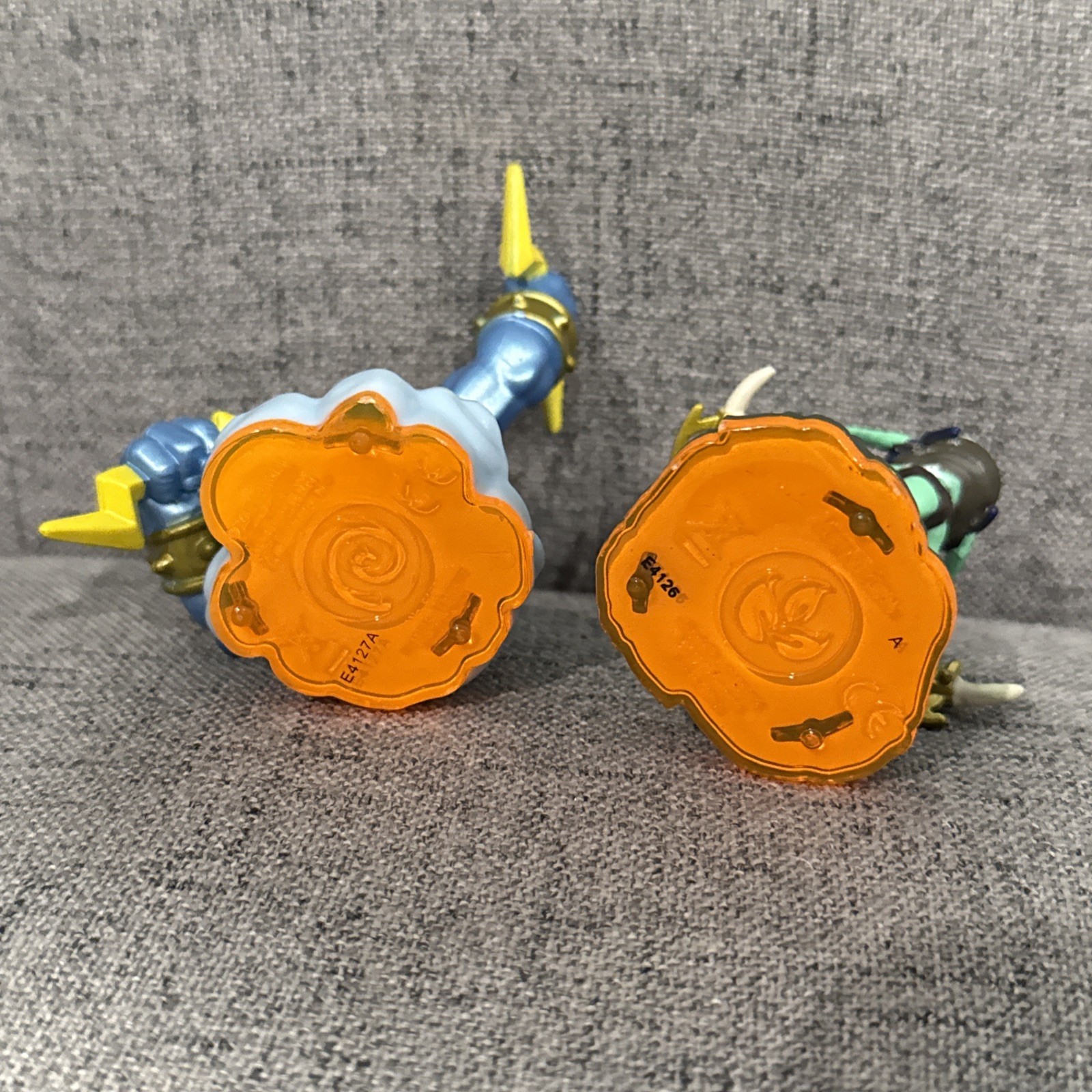 Activision Skylanders – Lot of 2 Figures Stealth Elf & Lightning Rod