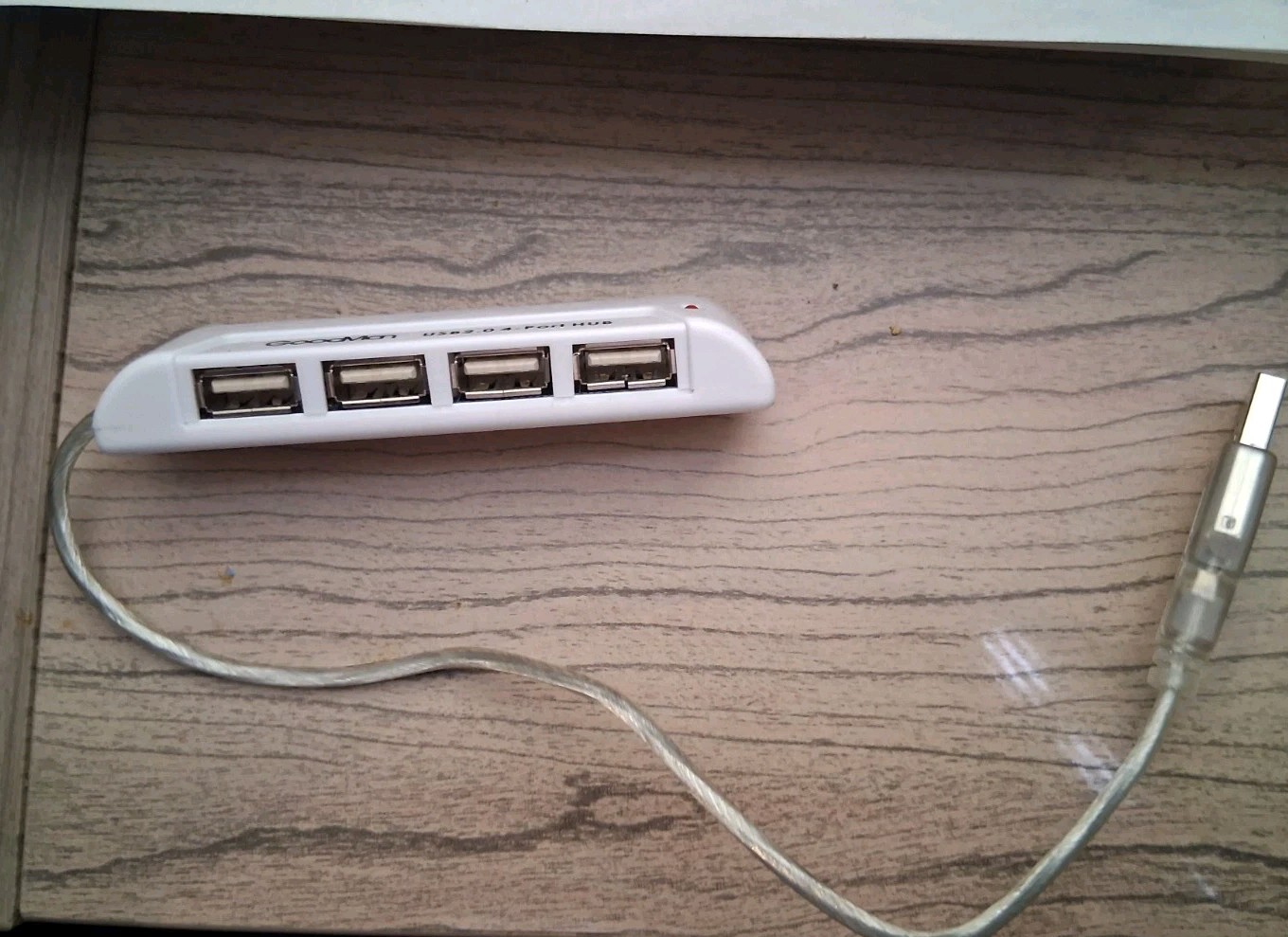 Official Rock Band 4-Port USB 2.0 Hub Adapter GoodMan White Splitter Xbox…