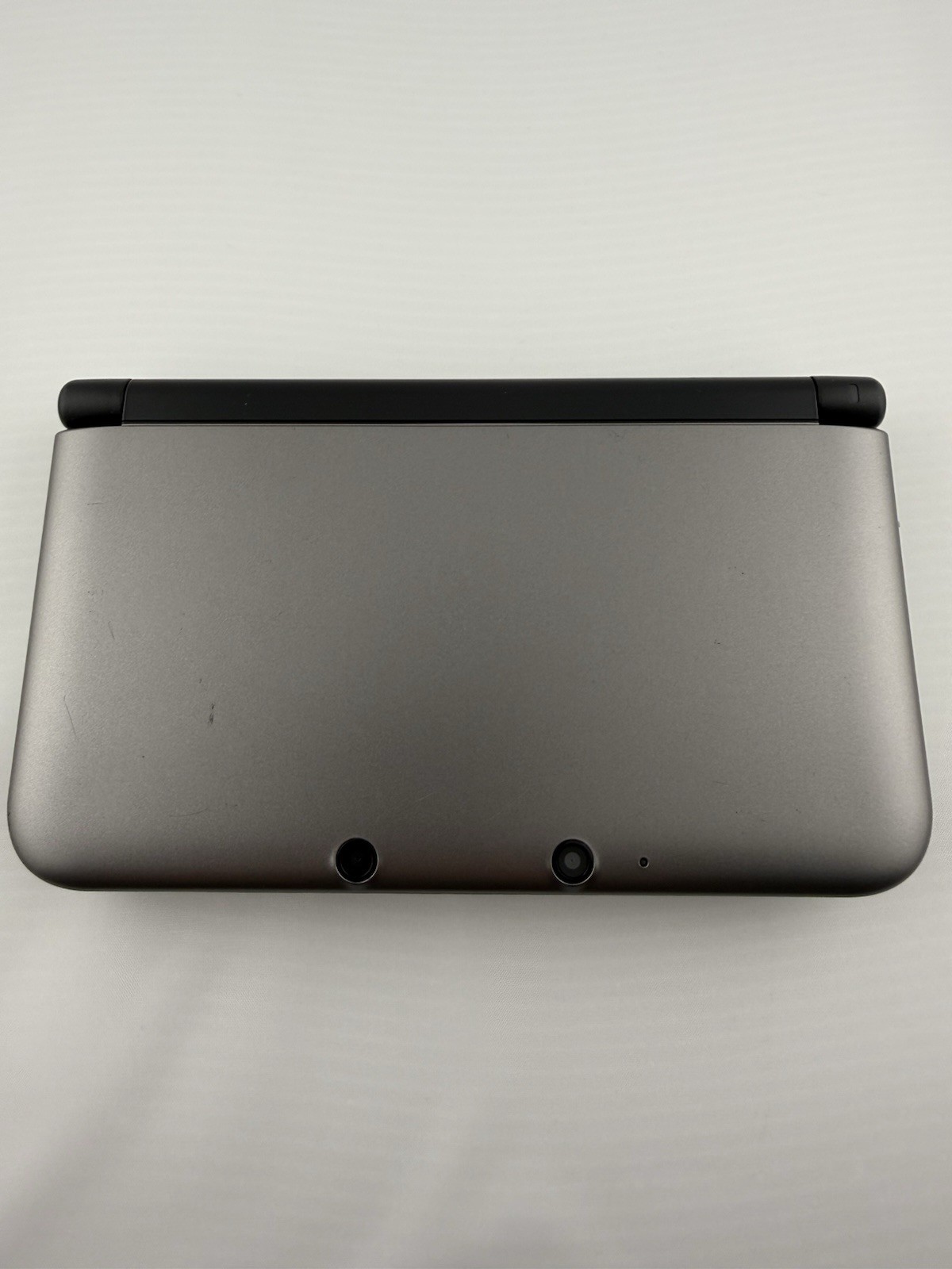 Nintendo 3DS XL LL Silver Phenomenal Condition 32GB Charger Region free English