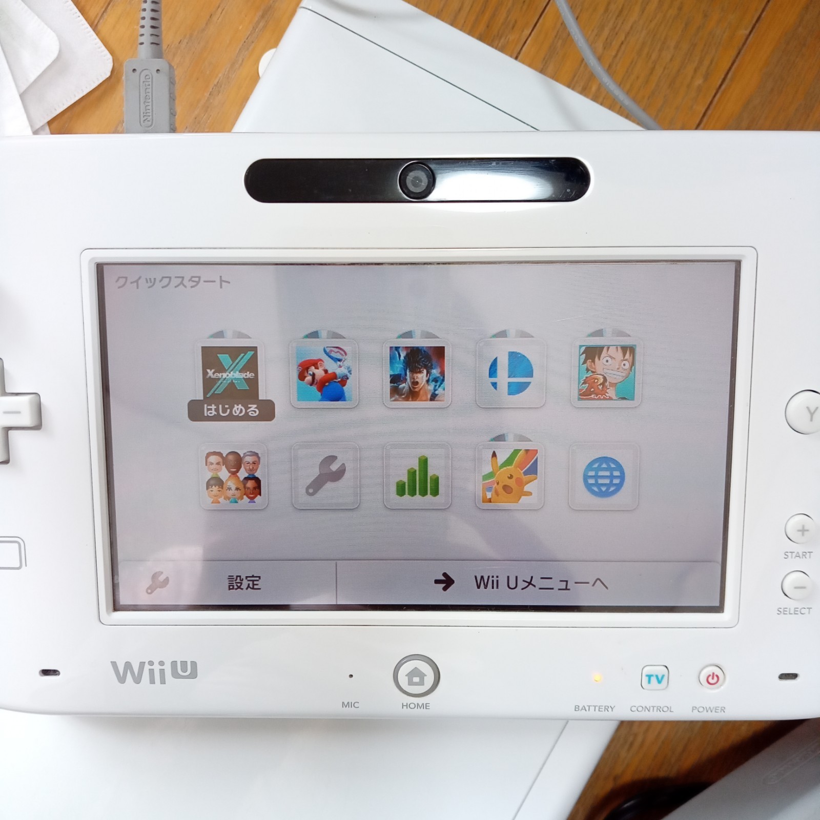 Nintendo Wii U Console 8GB White With 2 Games Japanese NTSC-J Mario Kart Tested