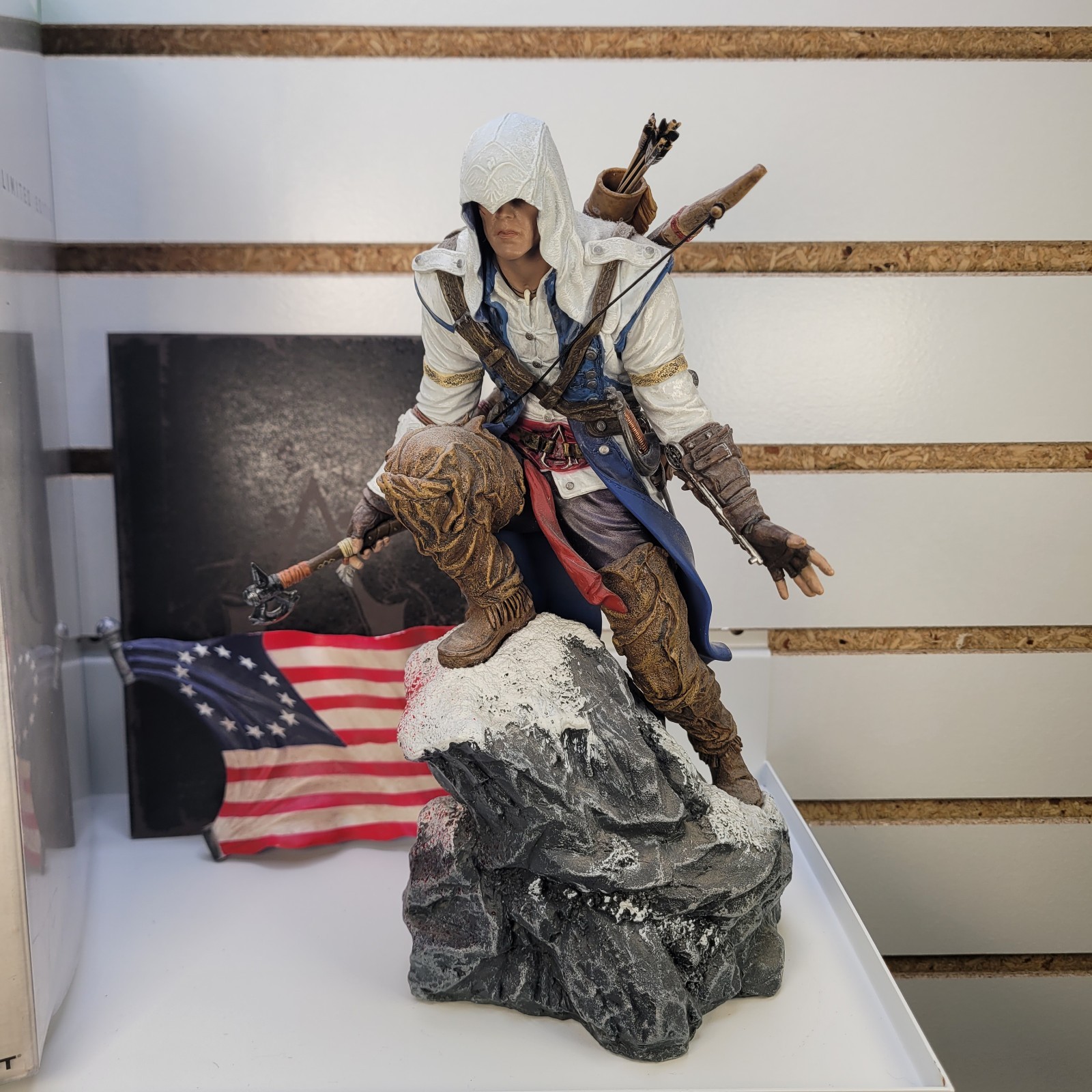 Assassin’s Creed III 3 Xbox 360 Limited Edition Box Set Game Statue