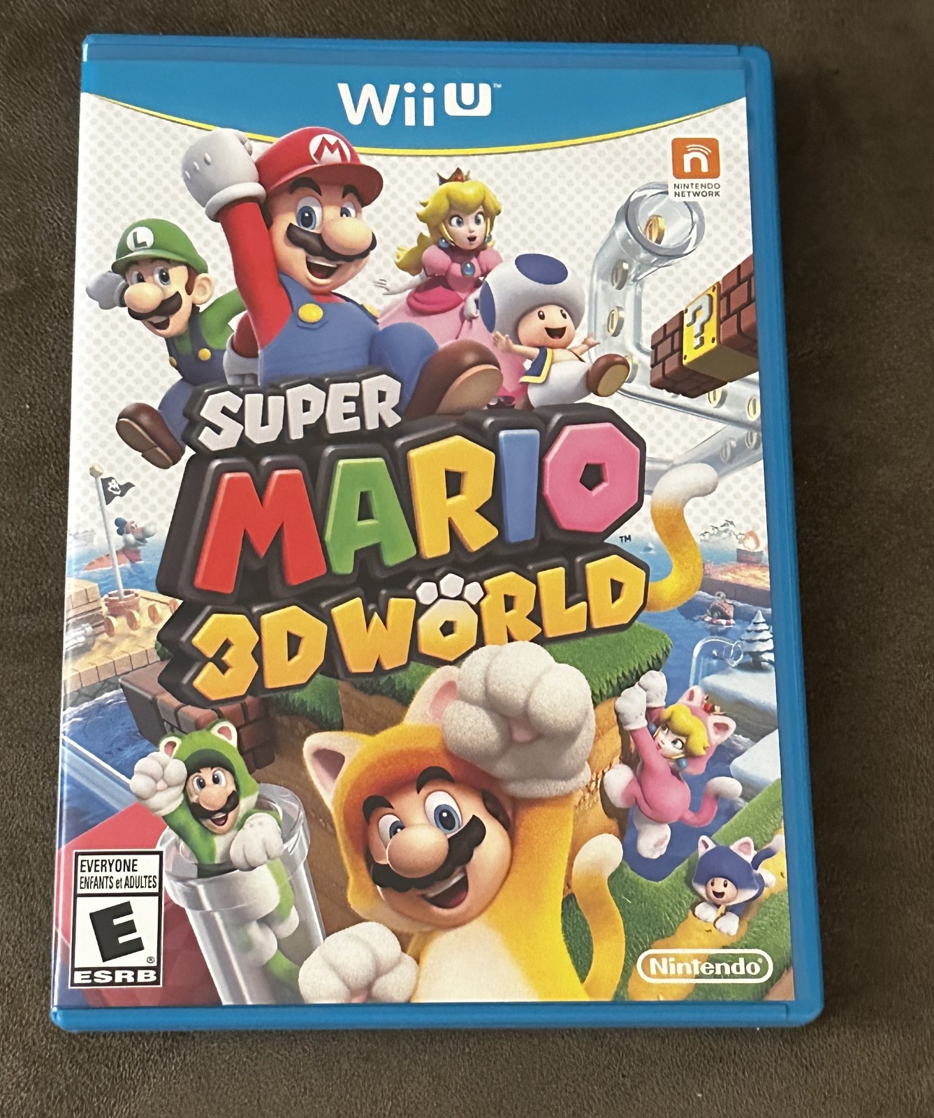 Nintendo Wii U Console Black 32GB WUP-101 w/Super Mario 3D World (Works Great)
