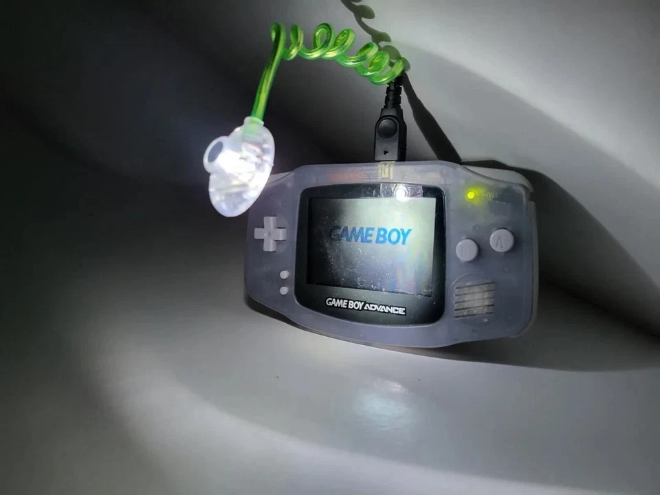 NEW Super Bright LED Snake Worm Light for GameBoy Advance No Batteries Required