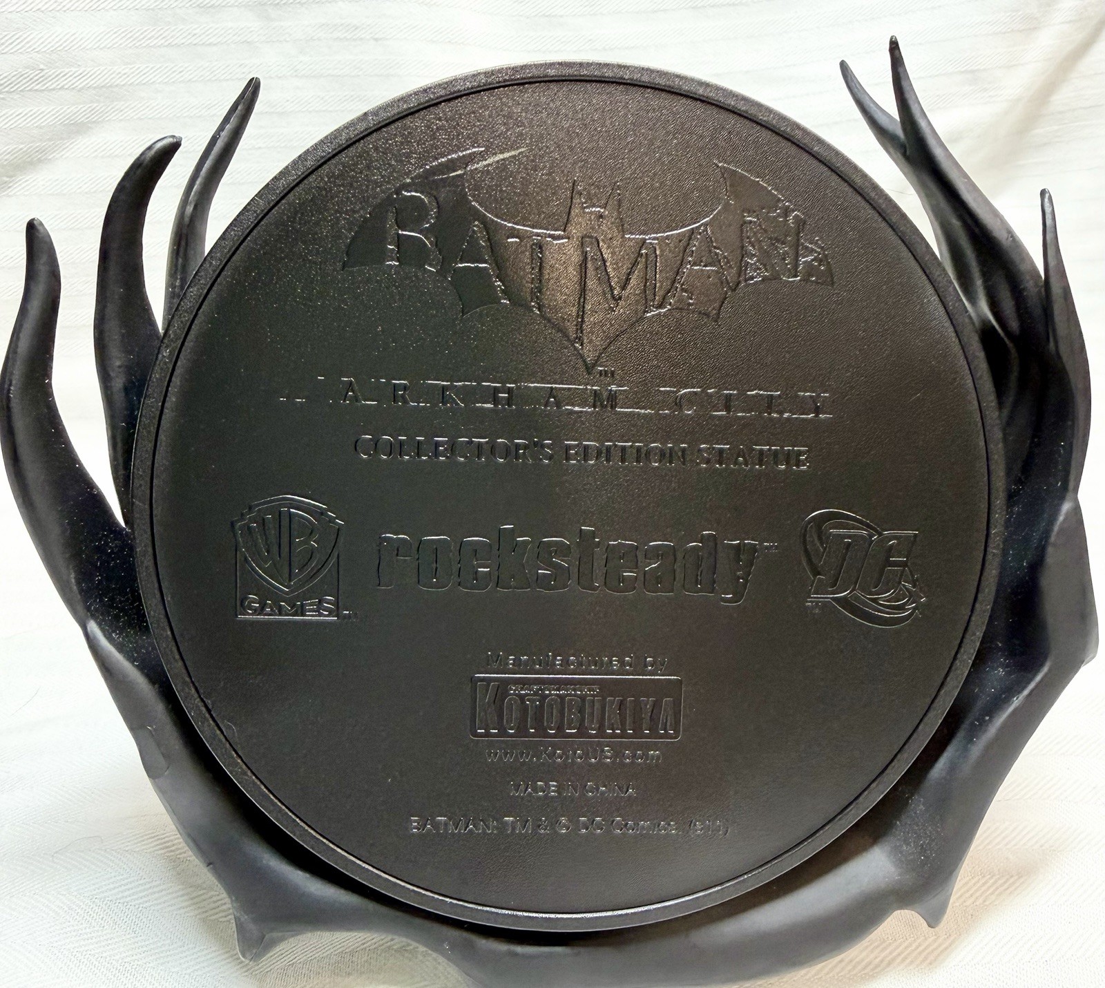 Warner Bros. Batman Arkham City Collector’s Edition Statue 2011 Adult Pre-Owned