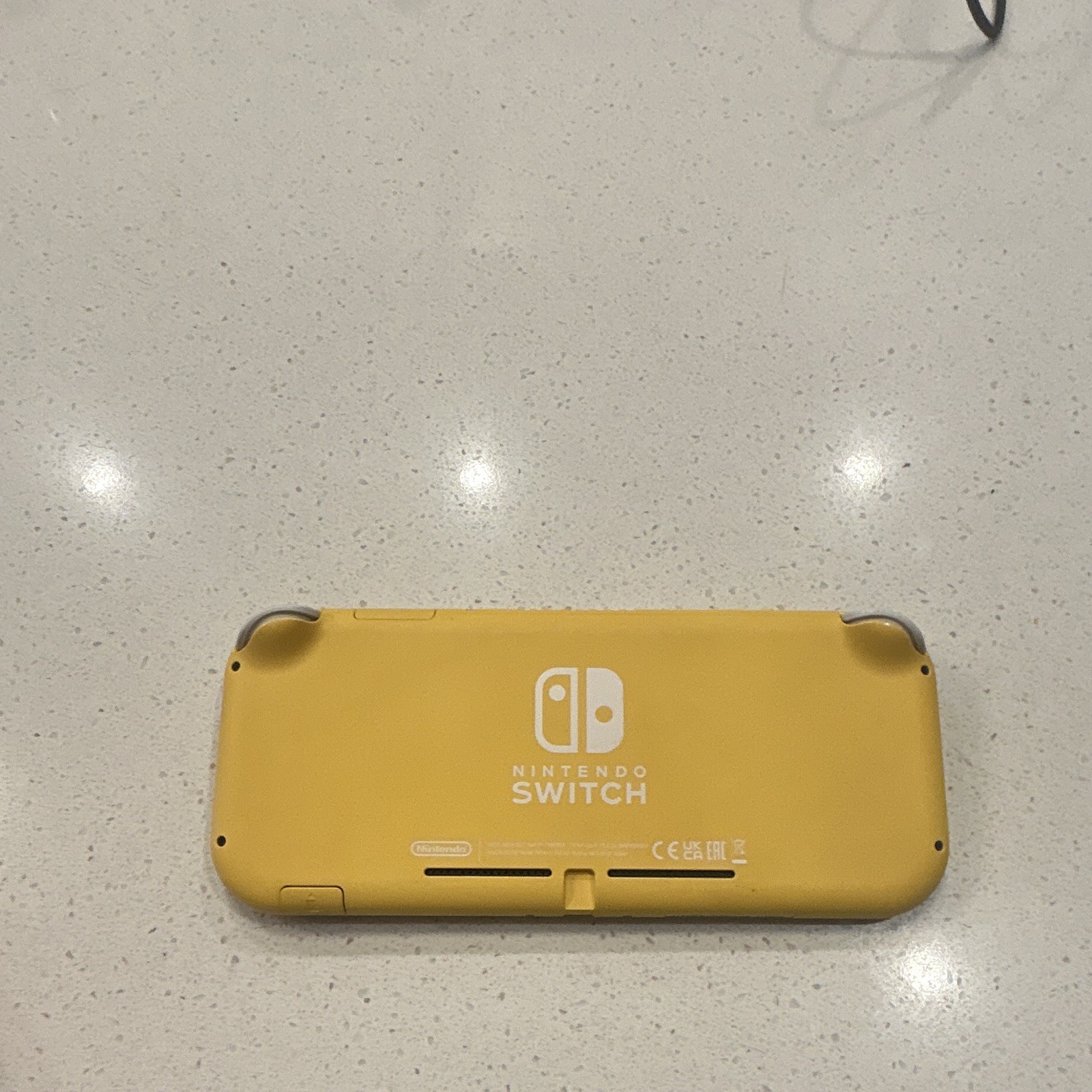Nintendo Switch Lite Yellow Handheld System 320GB 720p Region Free w/ Charger