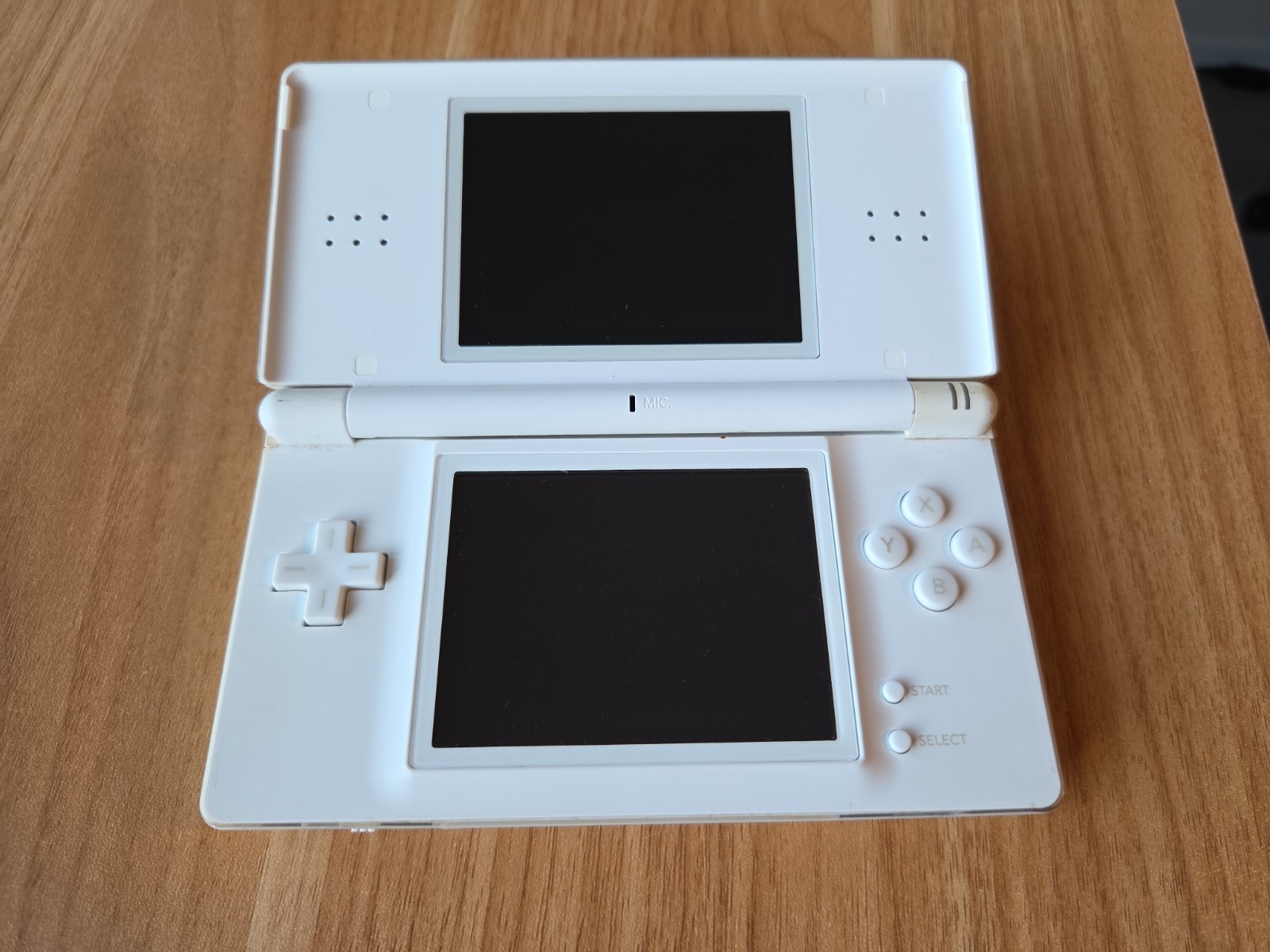 Nintendo DS Lite USG-001 Polar White w/ Charger US SELLER