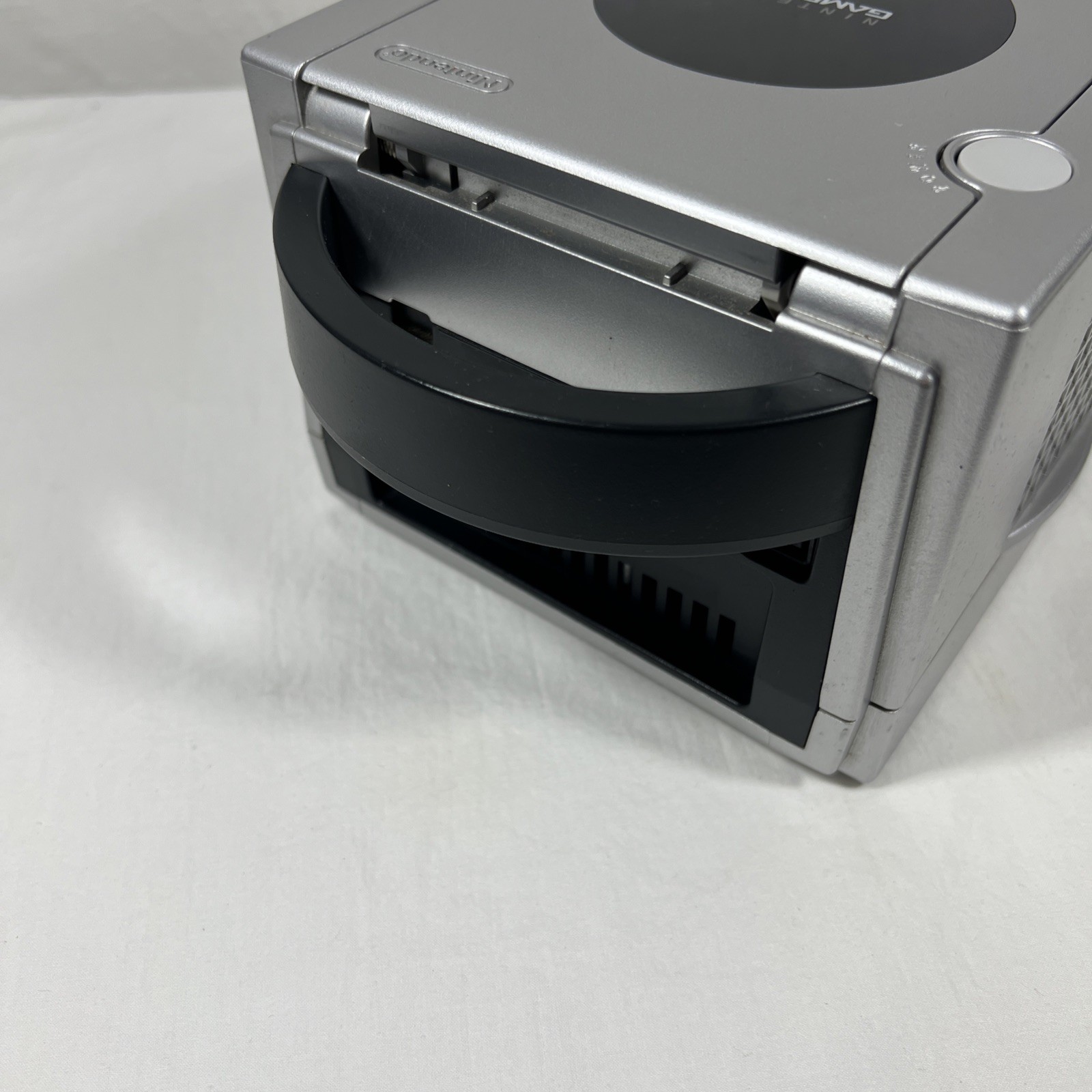 Nintendo GameCube Console Platinum Silver (DOL-101) W/ 1 Controller TESTED