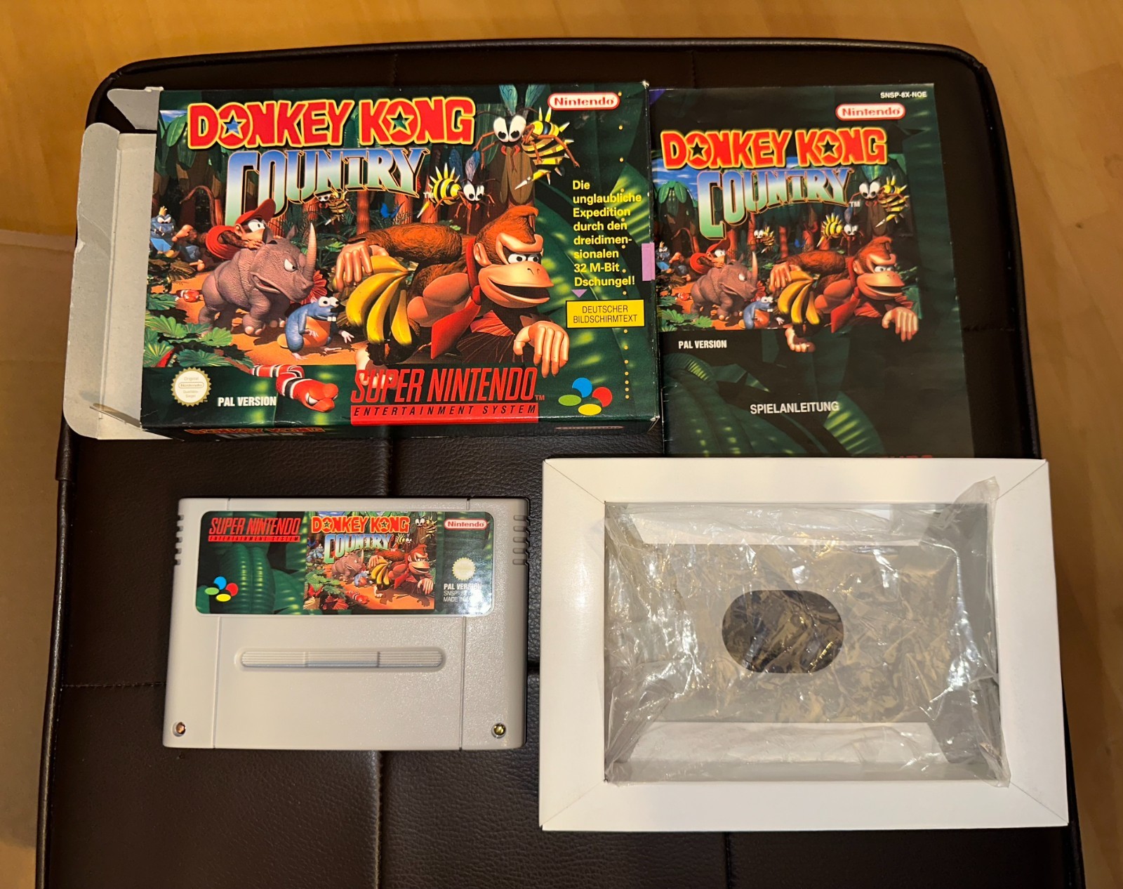 Donkey Kong Country SNES PAL CIB Complete German Version Authentic