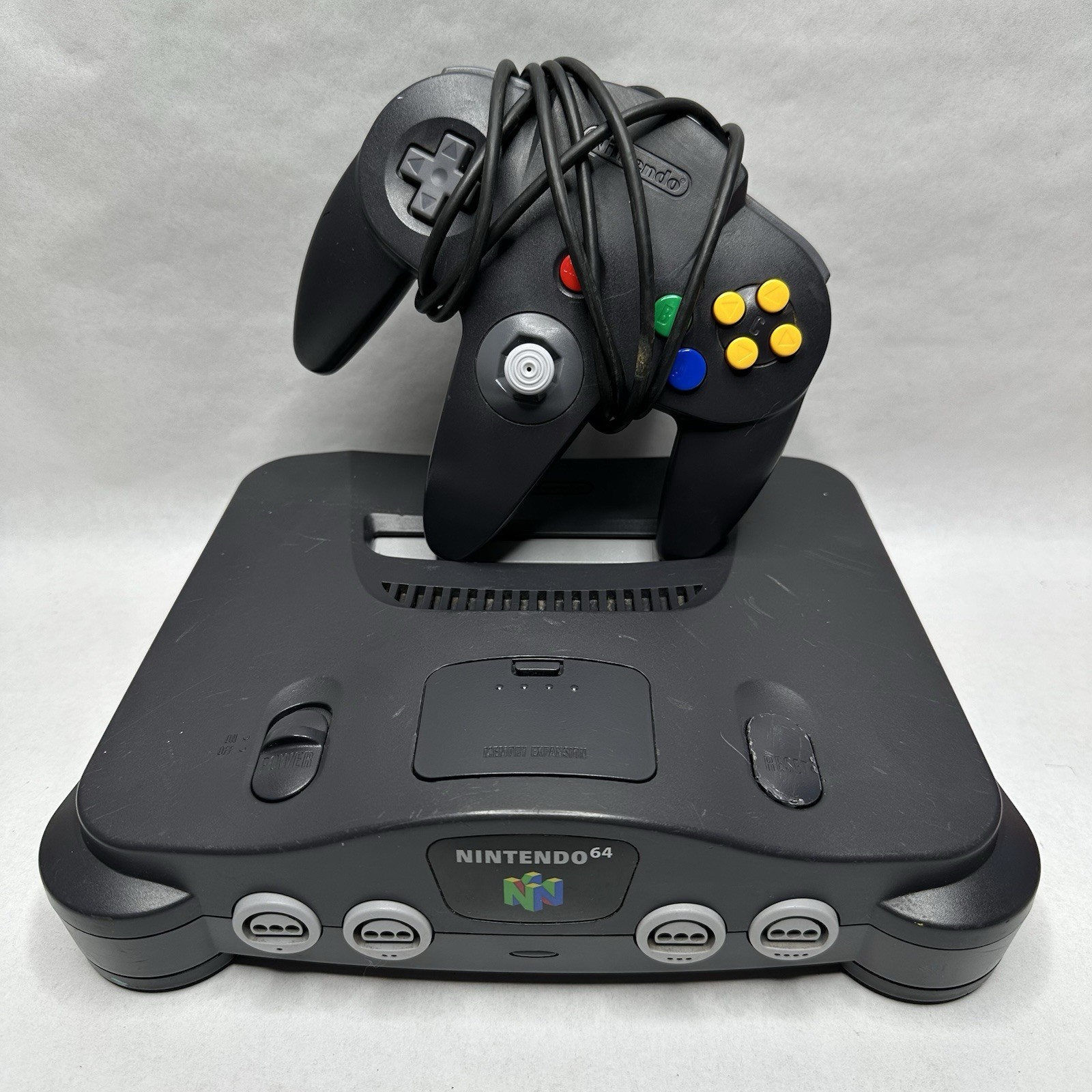 Nintendo 64 N64 Gaming Console with Black Controller & Cords READ