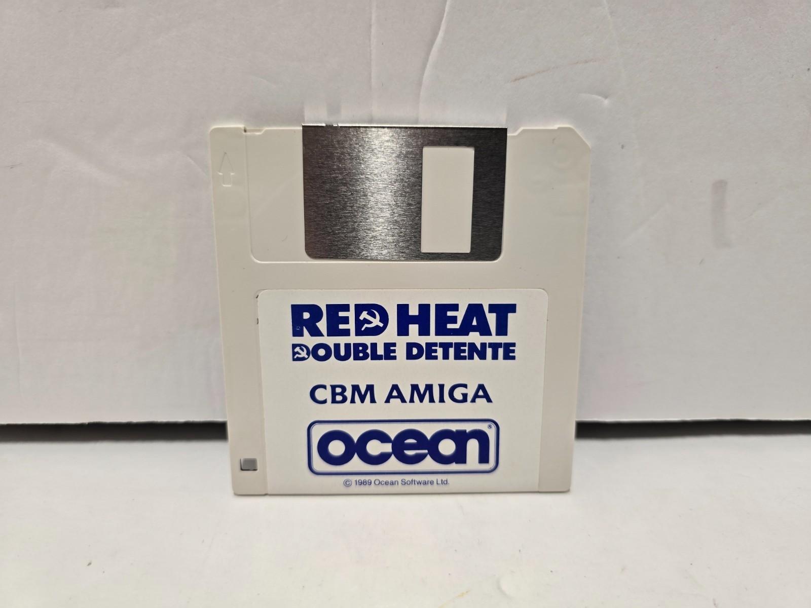 Red Heat w/ Manual 3.5″ Commodore Amiga