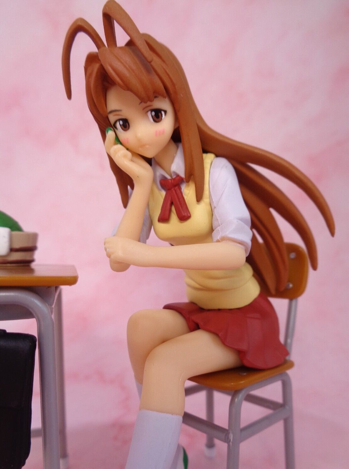 Naru Narusegawa Figure Set Sunday x Magazine St. SunMaga School Gakuen Love Hina