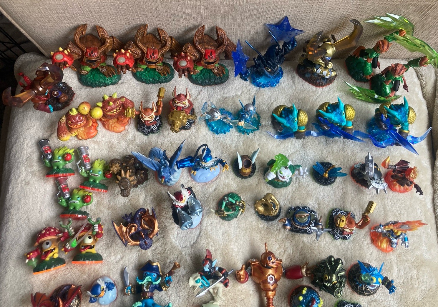 Skylanders Activision Character Action Figure Large Mixed Bundle Lot 58 Pieces