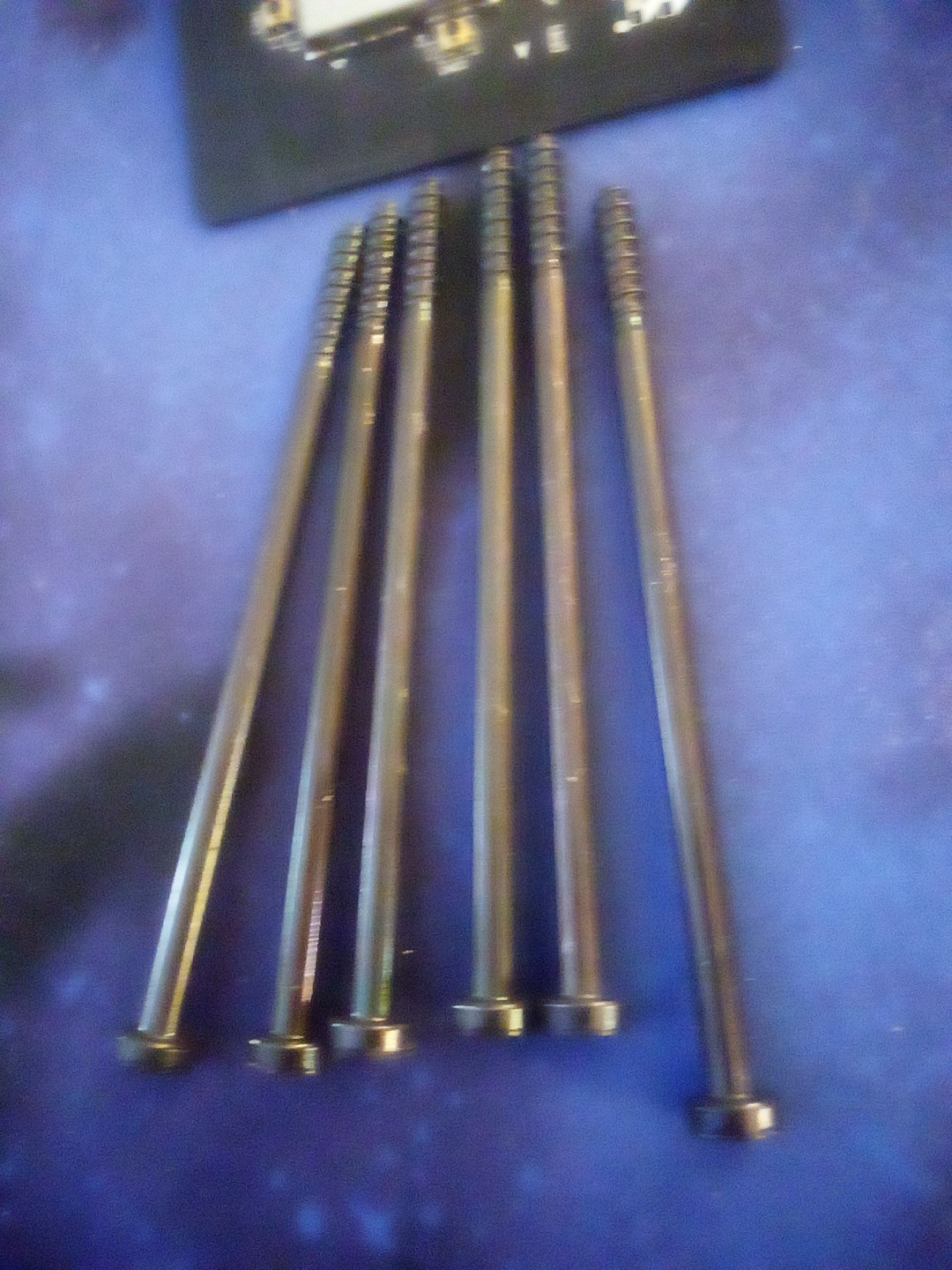 Original Xbox Case Screws – Full Set Of 6 – BLACK – OEM!! Fast Shipping!