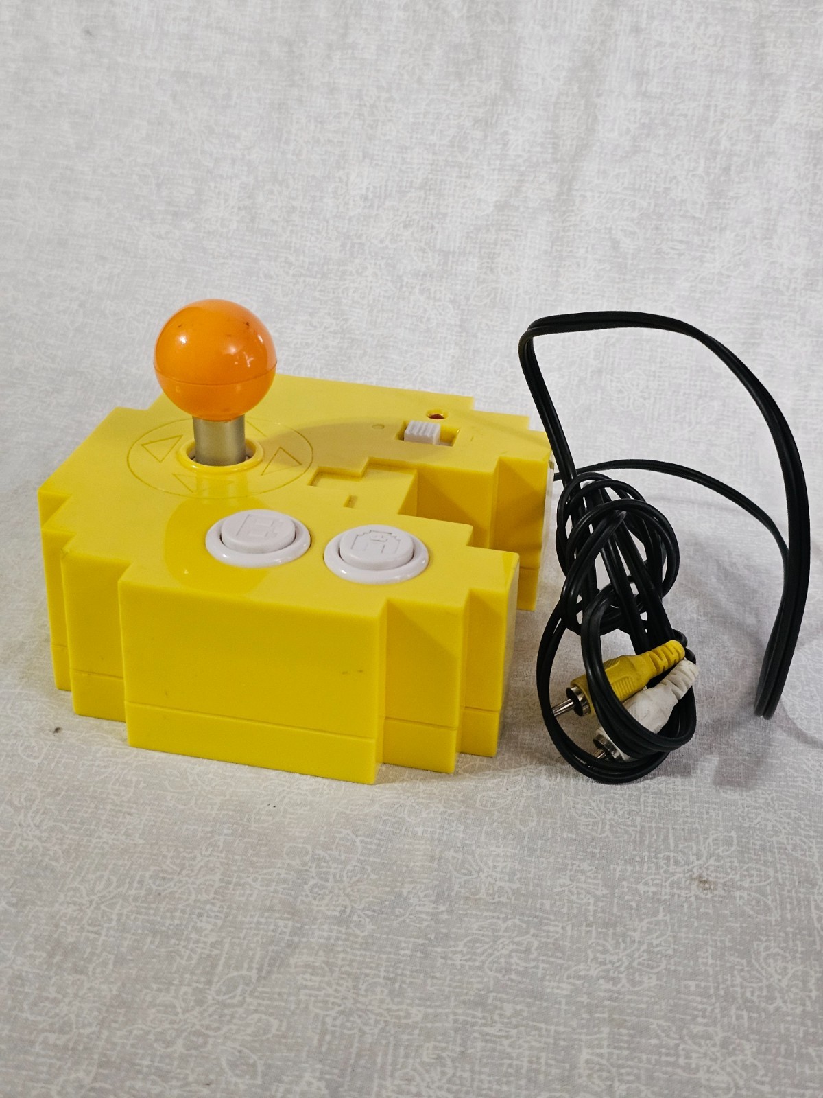Bandai Namco Pac-Man 12-in-1 Plug N Play Video Game 2012 Tested Working