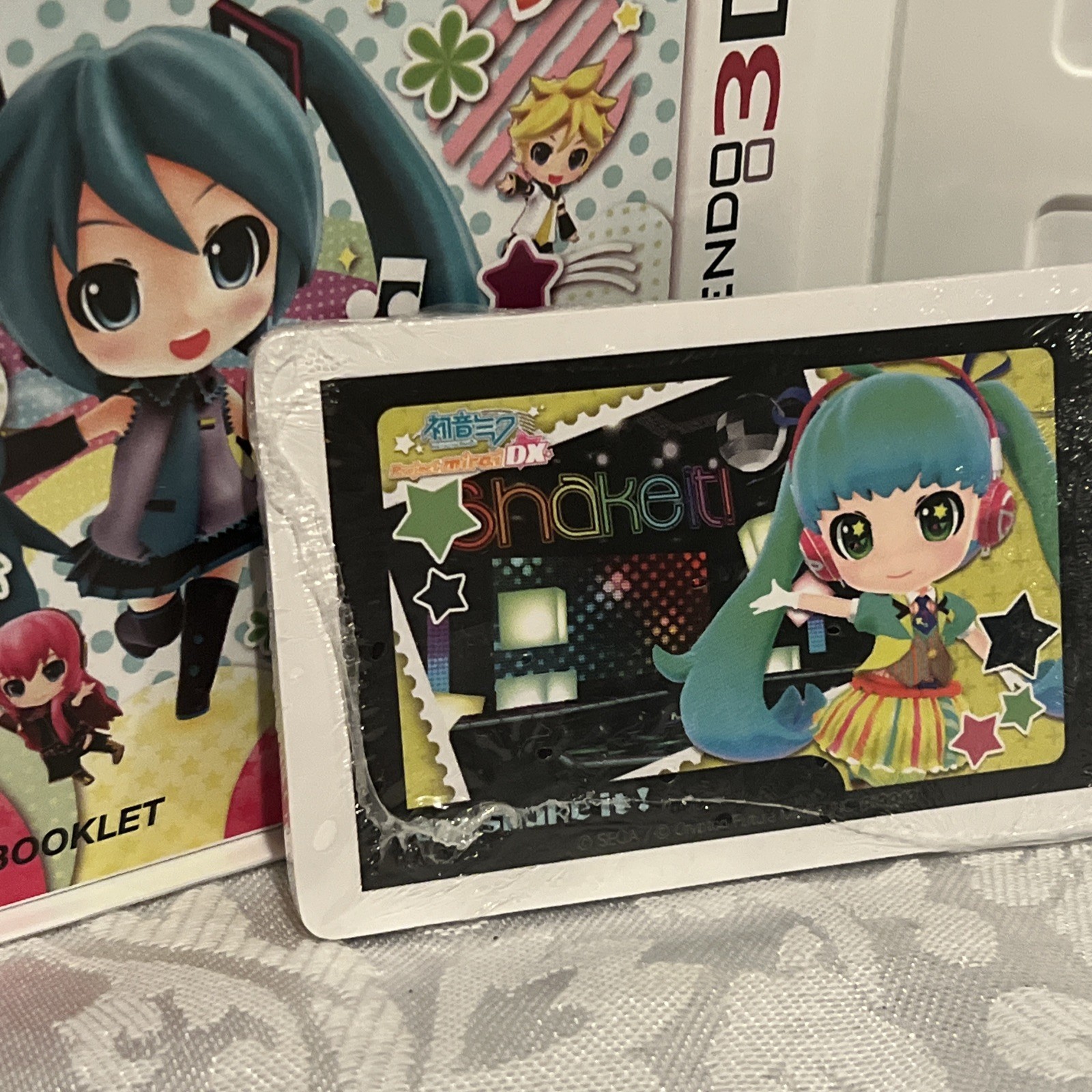 Hatsune Miku: Project Mirai DX (Nintendo 3DS) With Case, UNopened Cards & Manual