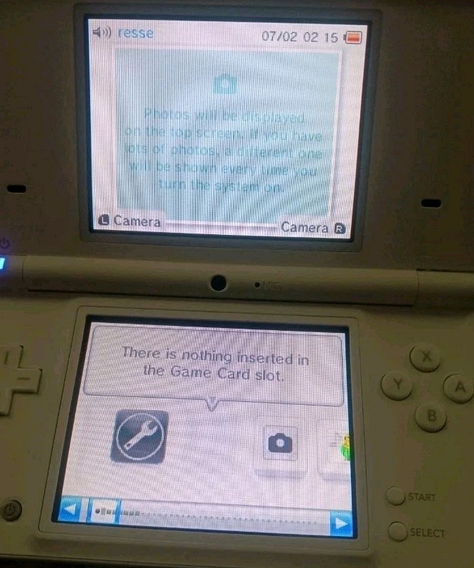 Nintendo DSI Bundle with 14 Games Agua, Tested Working Stylus Charger