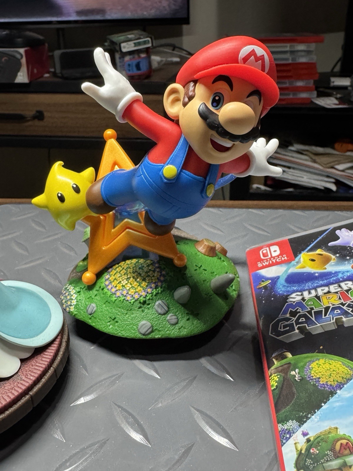 Super Mario Galaxy + Super Mario Galaxy 2 Switch + Both Amiibo