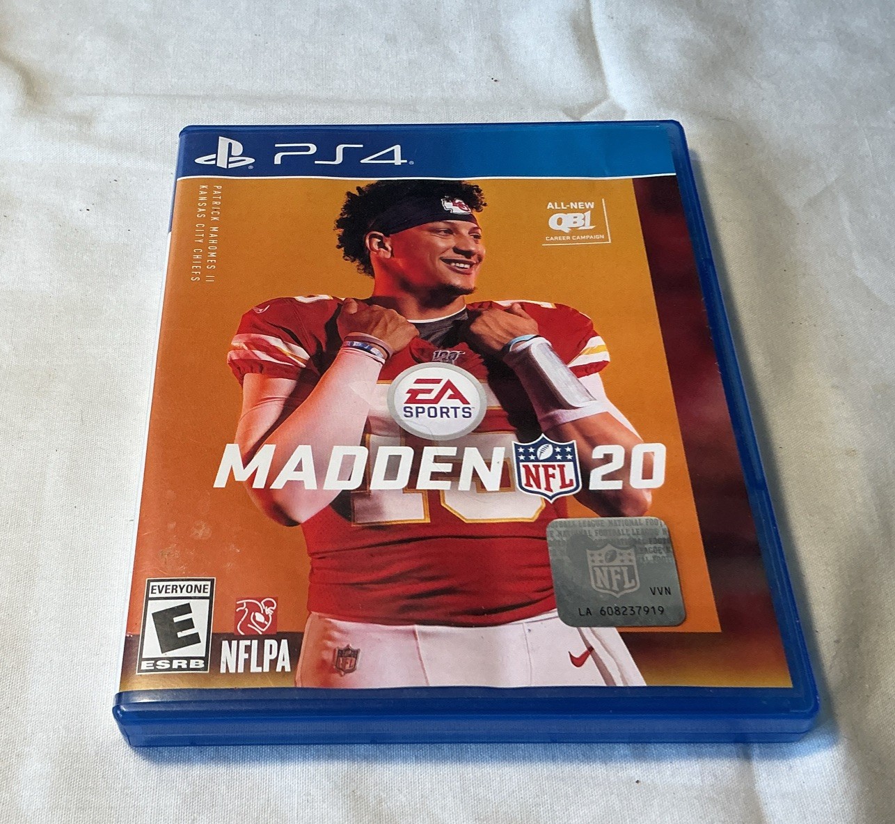 4 Play Station 4 Video Games.madden 20,modern Warfair,naruto Storm ,mind Craft.