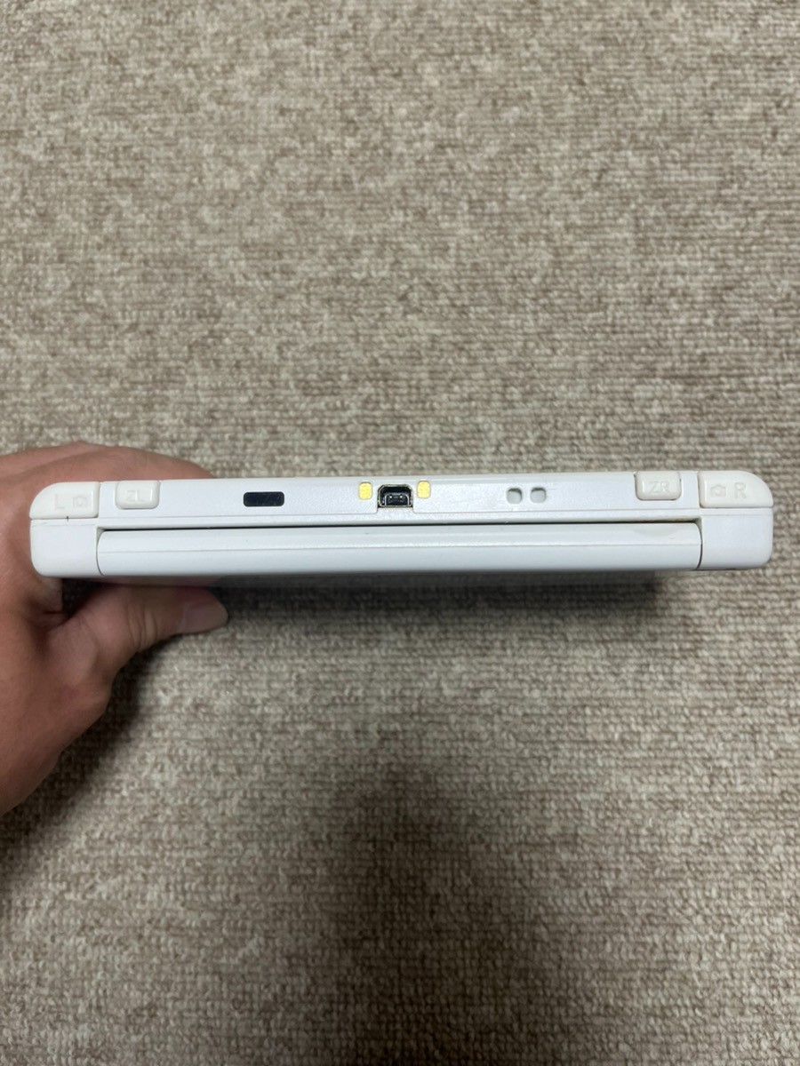New 3DS LL XL Pearl White Japan Nintendo Console region Japanese B910