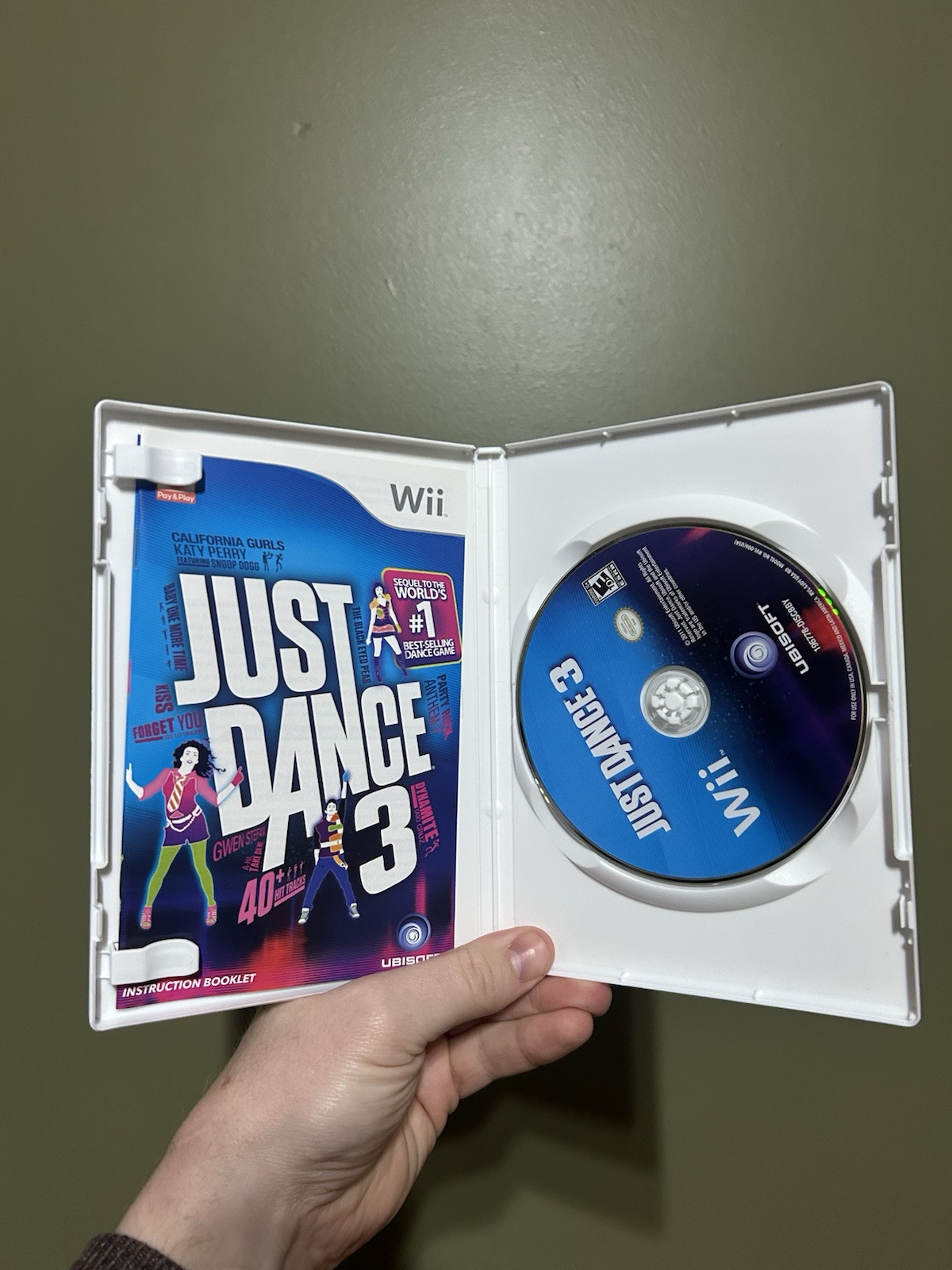 Wii Just Dance Lot of 2-Just Dance 2 & 3 With Cases & Manuals