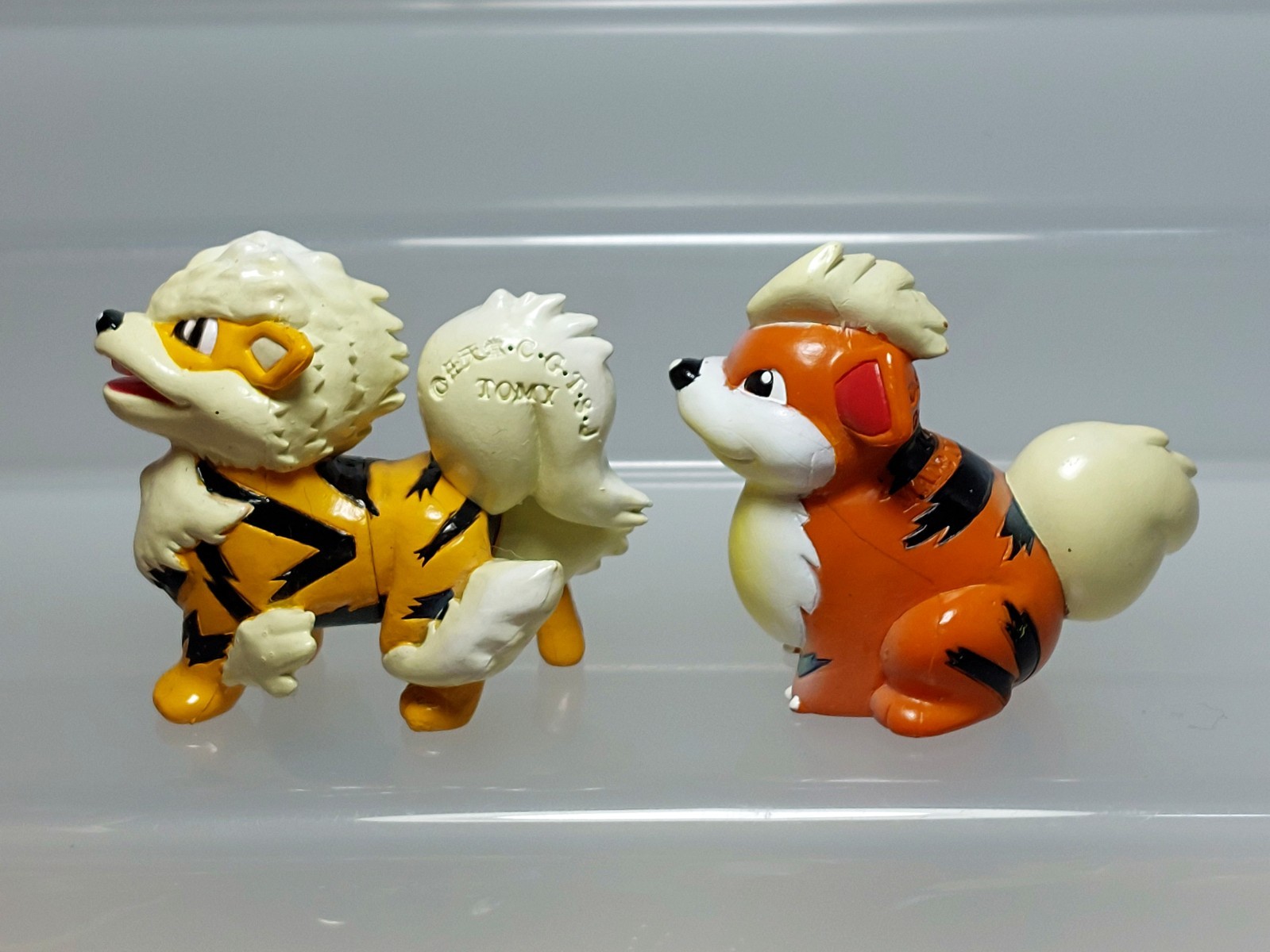 Arcanine Growlithe Pokemon Monster Collection Figure Set Tomy Japan P08 1.8in