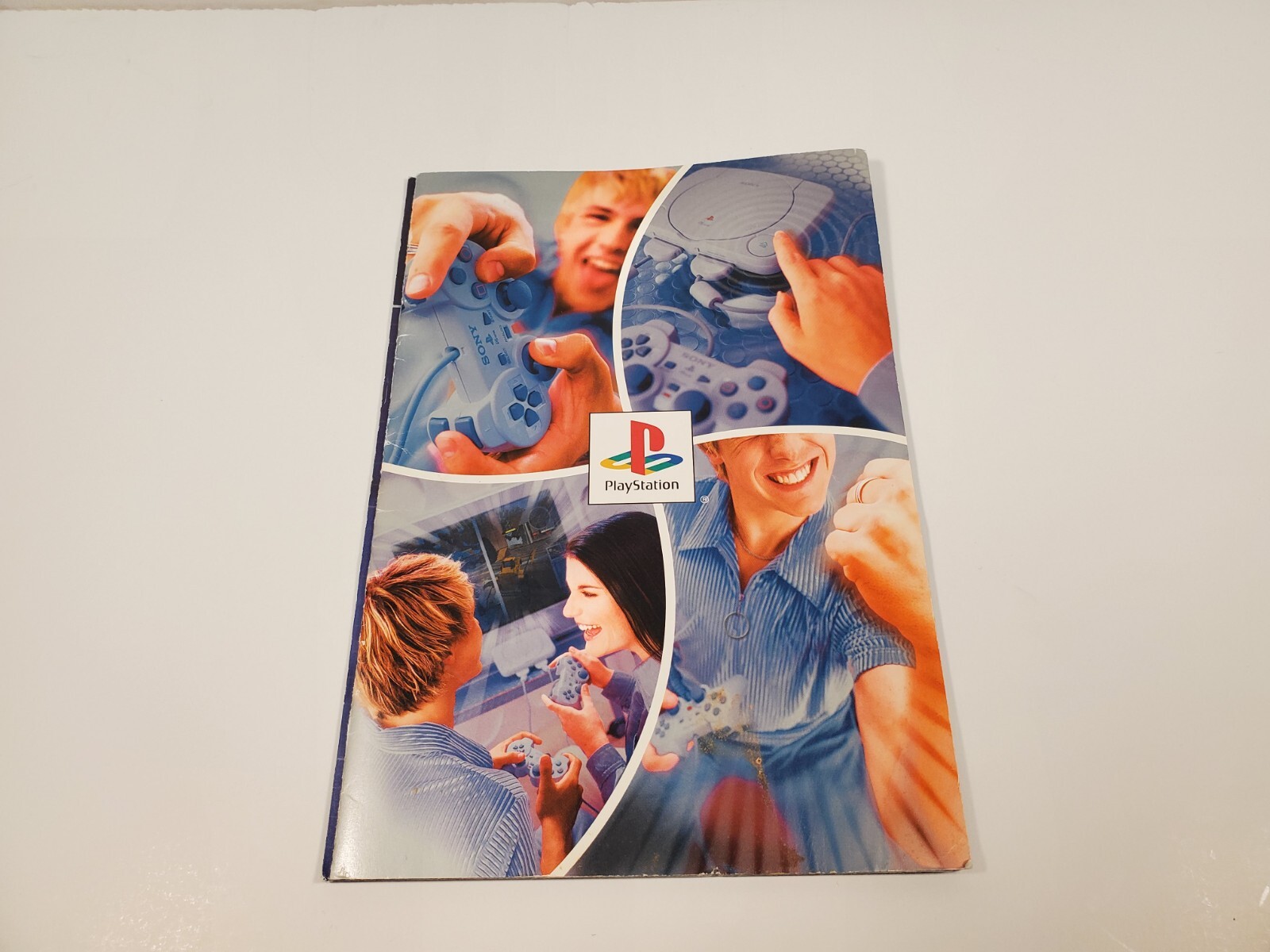 Playstation Underground 2001 Holiday Gaming Magazine Booklet
