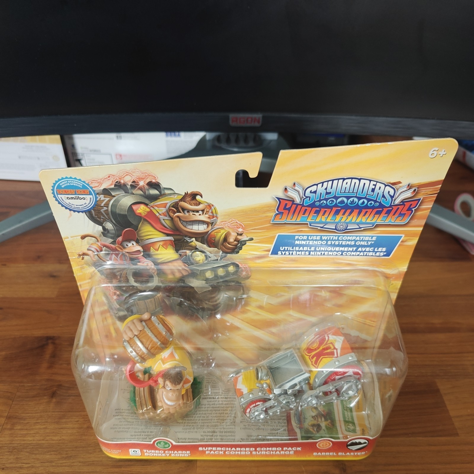 Skylanders – Superchargers Turbo Charge Donkey Kong & Barrel Blaster Combo Pack