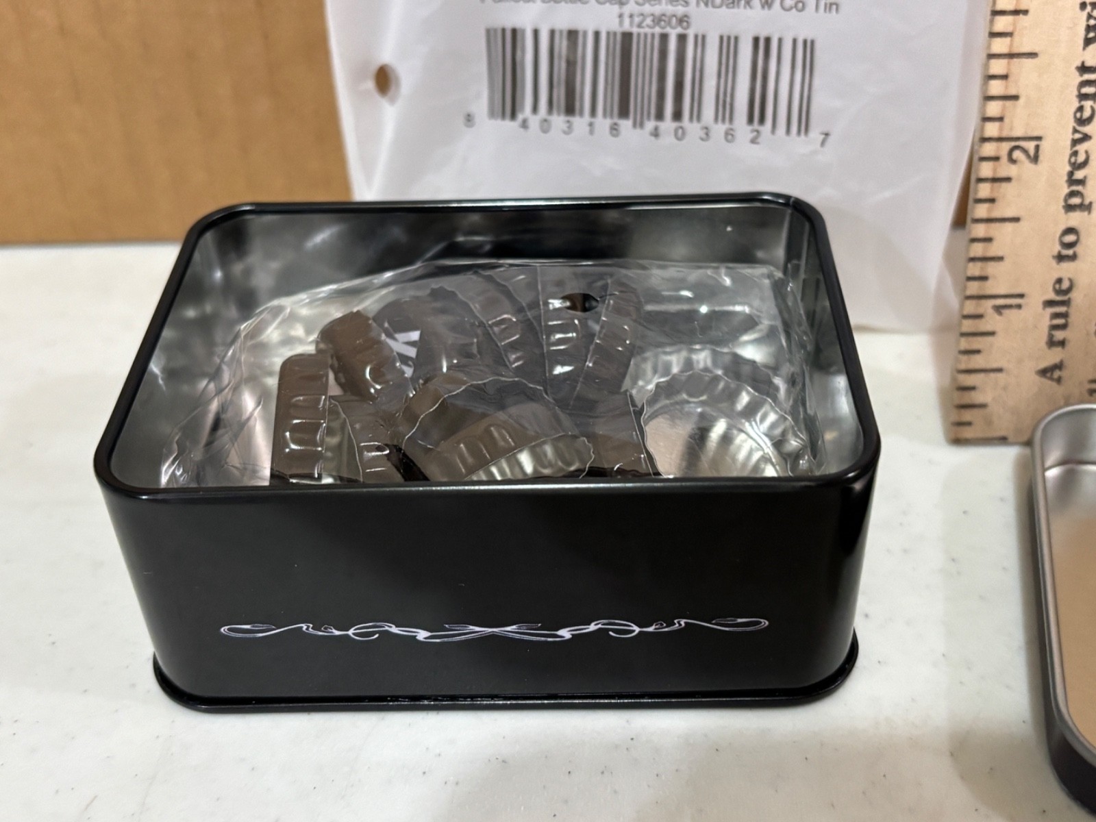 Fallout 3 4 76 !! Nuka Cola 20 Dark Caps with Collectible Tin !! Bethesda New
