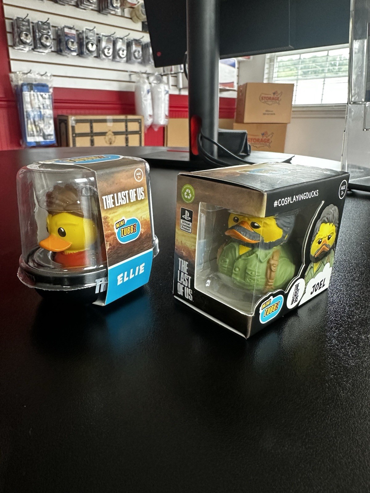 TUBBZ Mini TUBBZ Cosplaying Ducks The Last of Us Ellie & Joel 2-Figure Lot