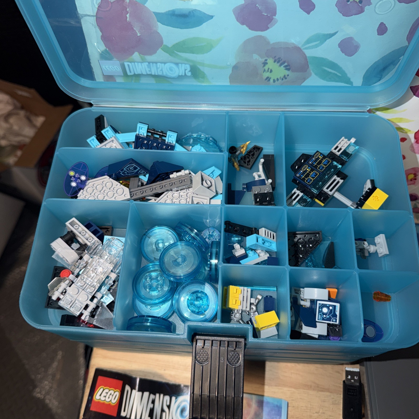 LEGO Dimensions Starter Packs W/Minifigures Vehicles PortalBase + 3 Storage Case