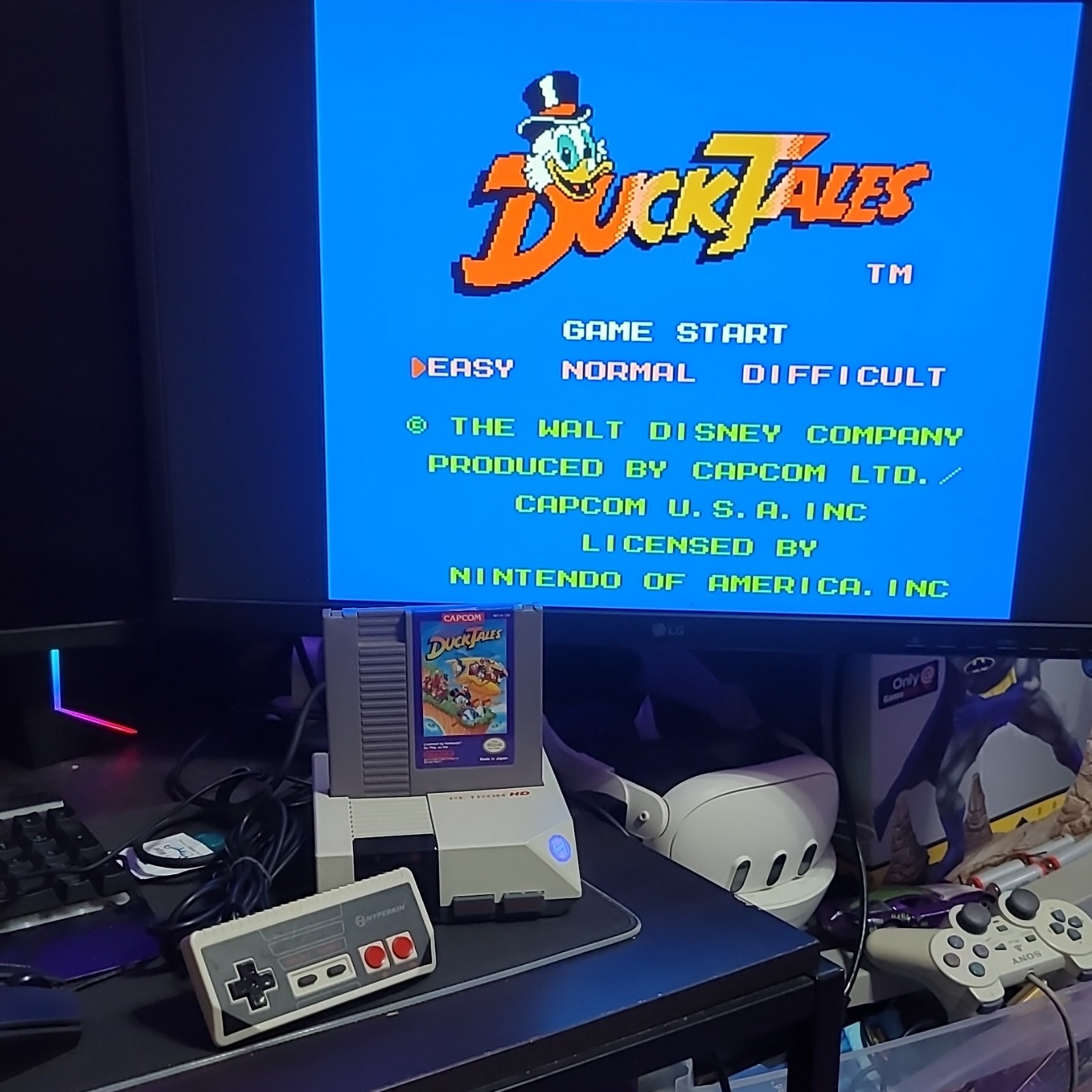 Hyperkin RetroN HD NES Console Gray 720p HDMI PAL/NTSC Switch w/ Controller