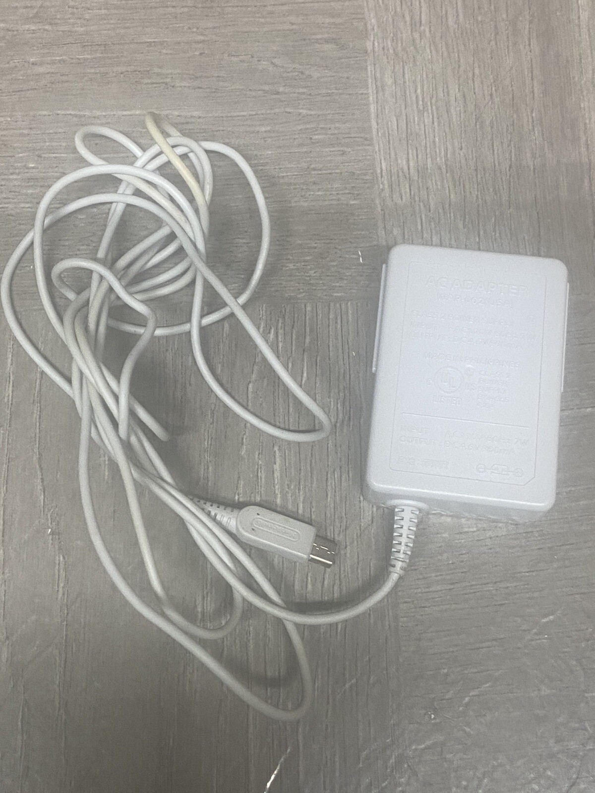 OEM Official Nintendo WAP-002 USA AC Adapter Power Supply 4.6V 900mA DSi XL 3DS