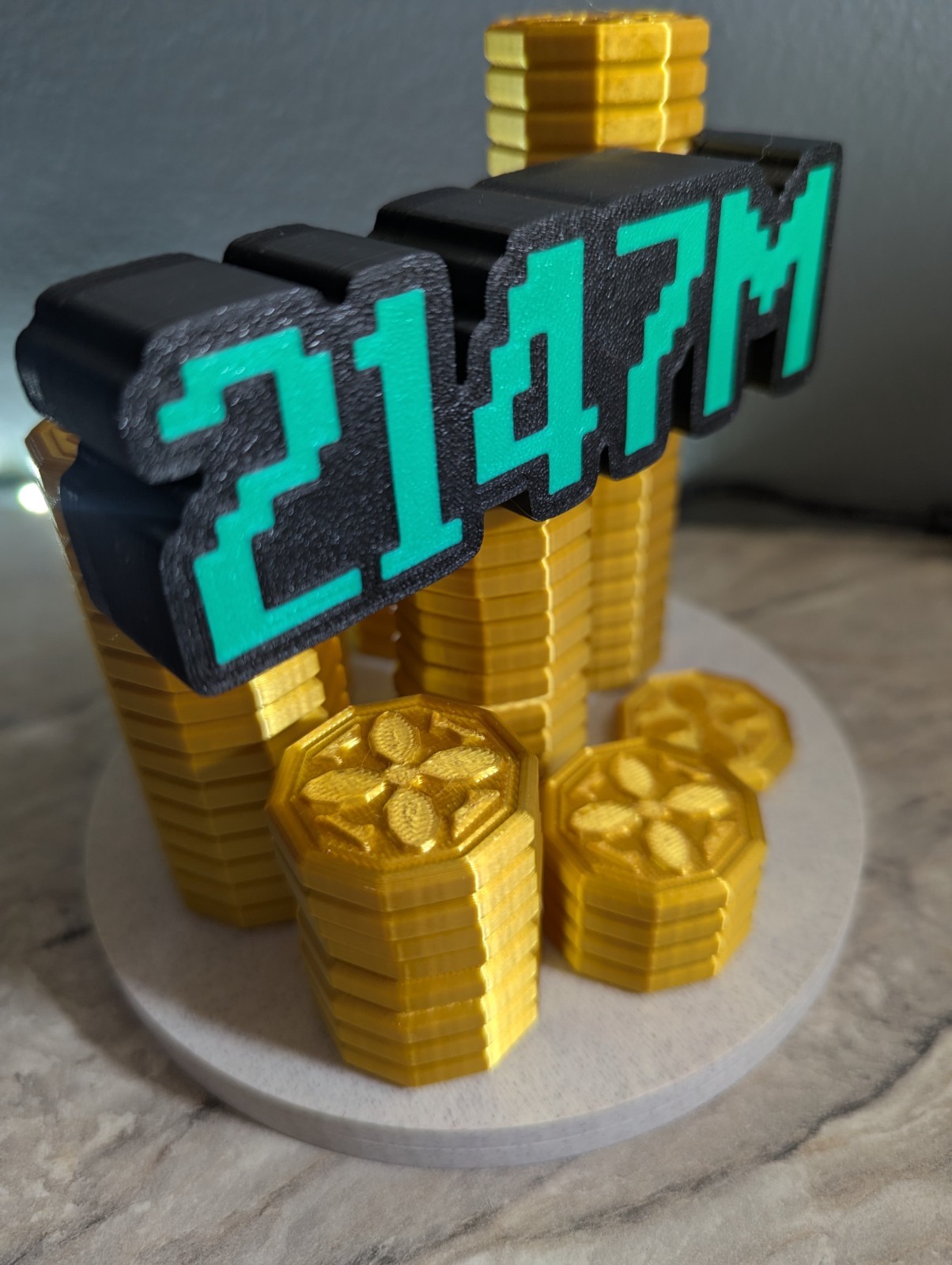 OSRS Generic Max Gold Stack LED Desklamp Type C