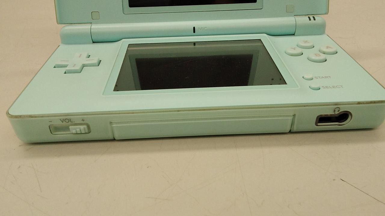 Nintendo DS Lite USG-001 Retro Gaming Console Portable Gaming System A2599