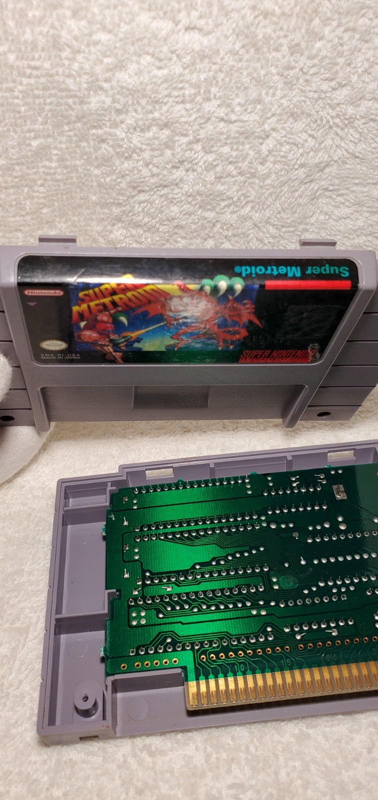 Super Metroid (Super Nintendo)nice condition