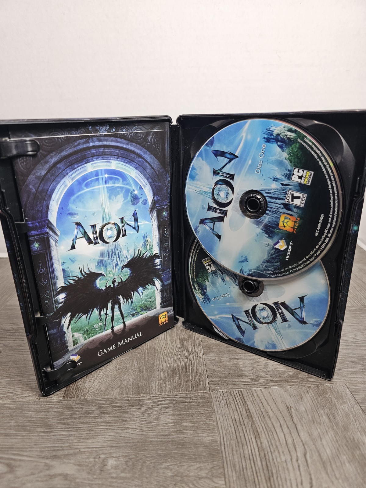 Aion (PC, 2009) Steelbook Edition 2-Disc Complete with Activation code