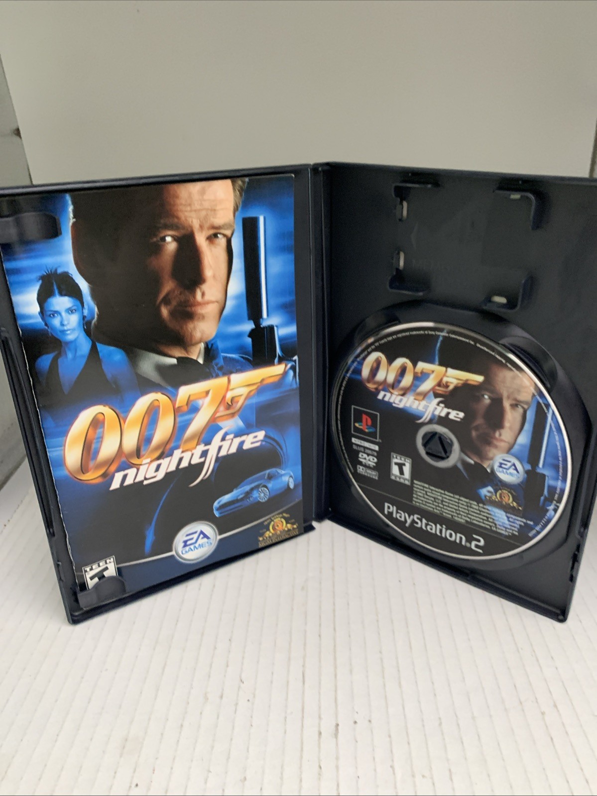 Mint Condition James Bond 007: NightFire (Sony PlayStation 2, 2002) See Pics CIB