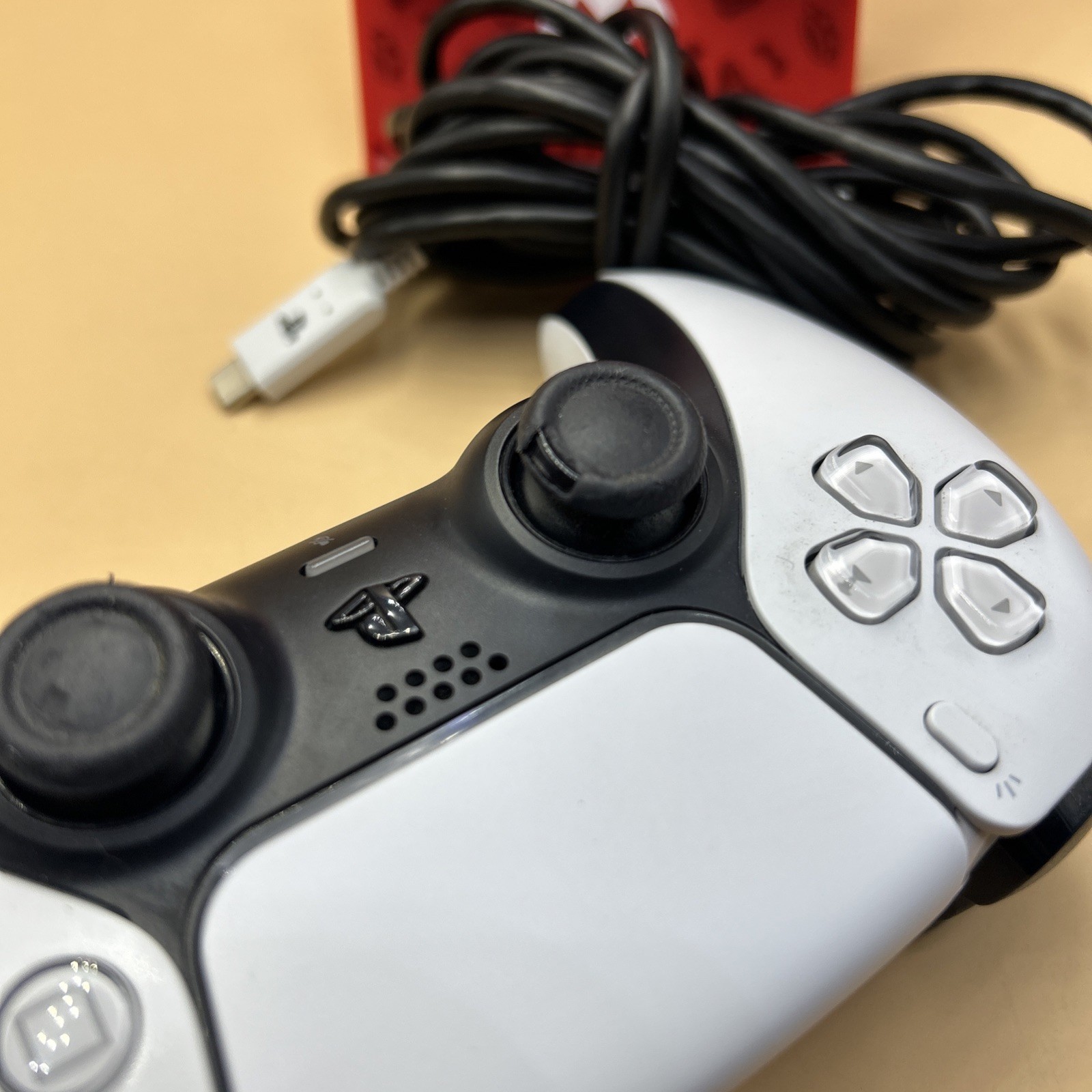 Sony DualSense Wireless Controller for PS5 White/Black USB-C CFI-ZCT1W W/Charger