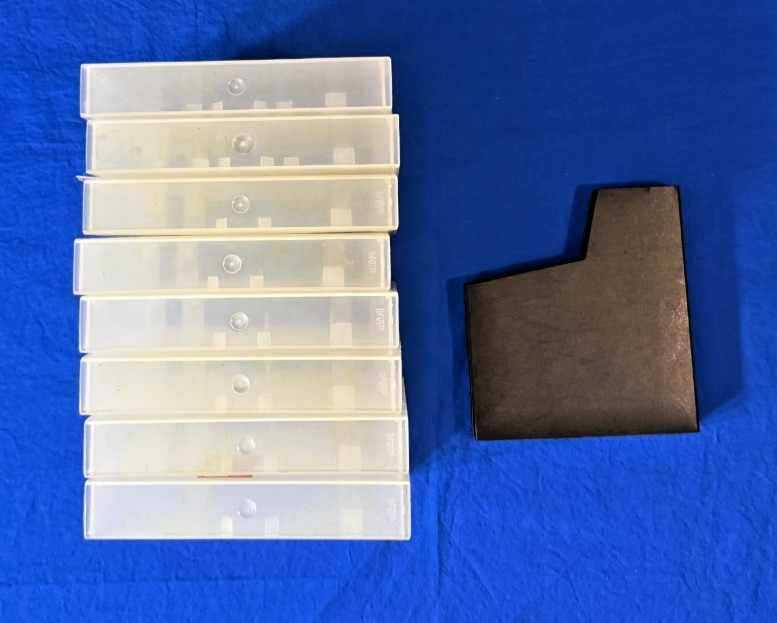 Nintendo Official Clamshell Clear Hard Game Case 8 OEM Nintendo Brand